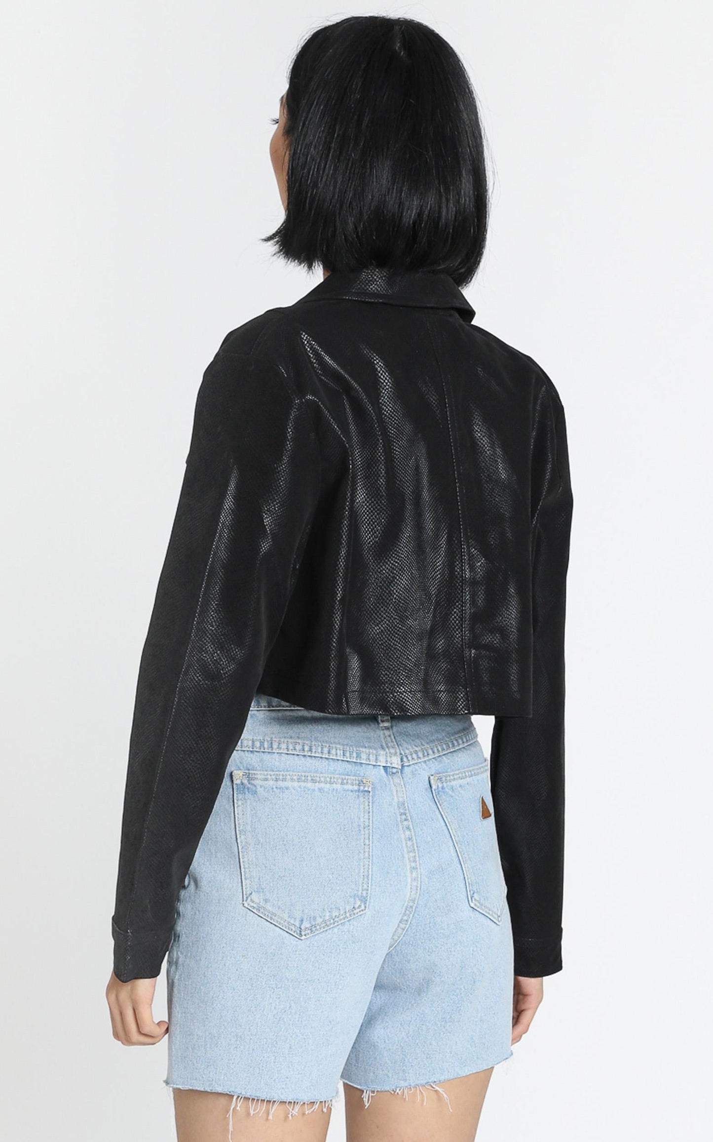 Lioness - Nostalgic Cropped Jacket in Black