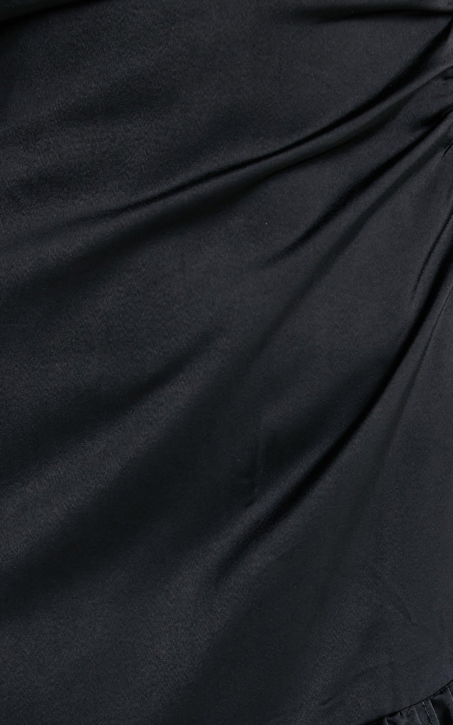 Octavia Cut Out Waist Midi Dress in Black