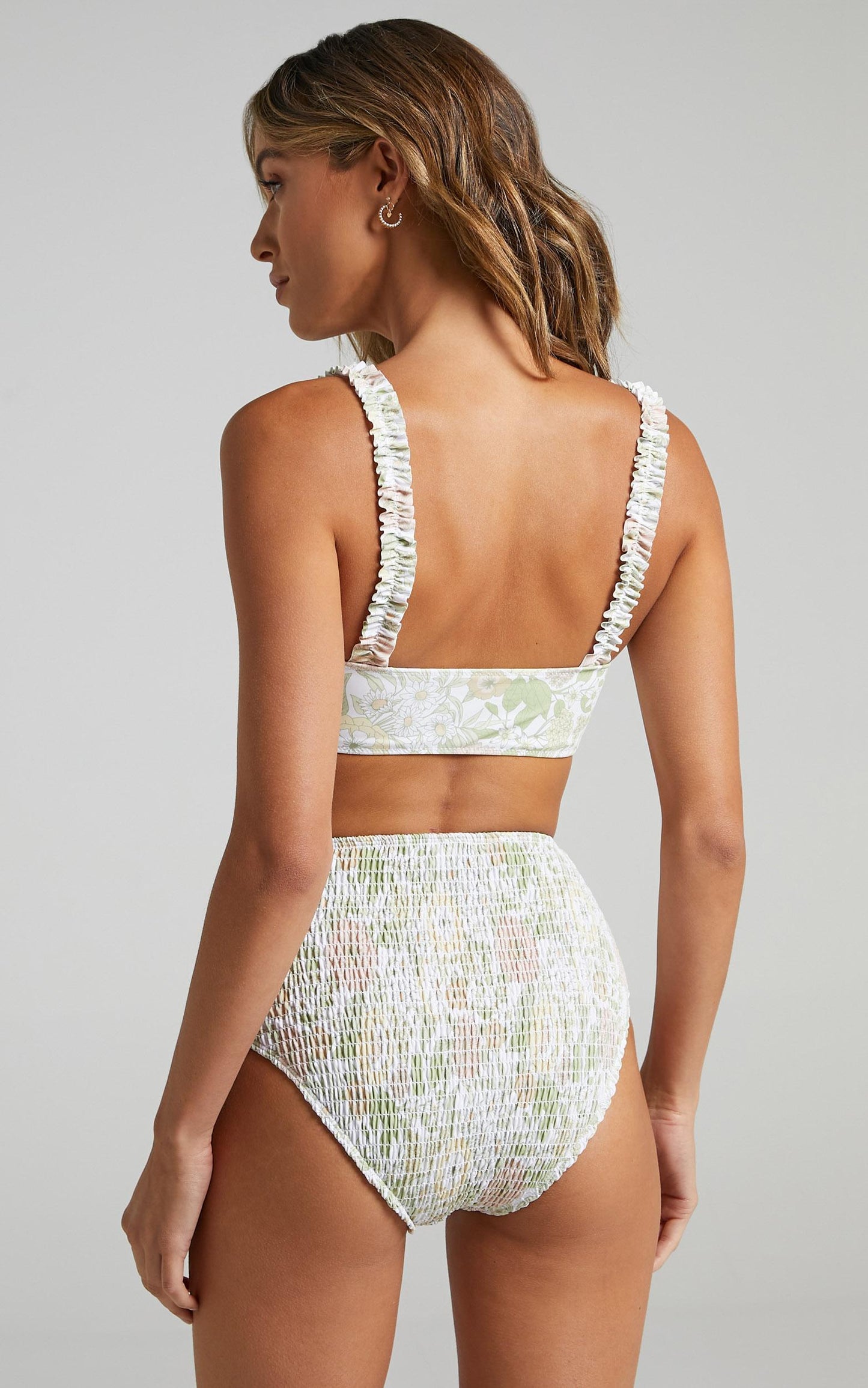 Charlie Holiday - Millie Top in Forest Olive Floral