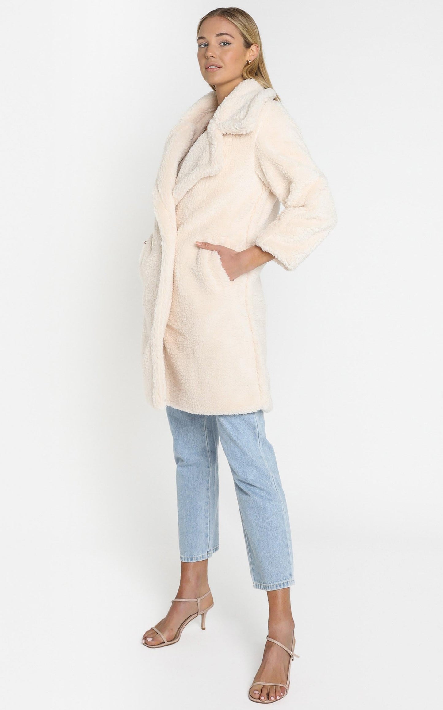 Olwen Coat in Cream