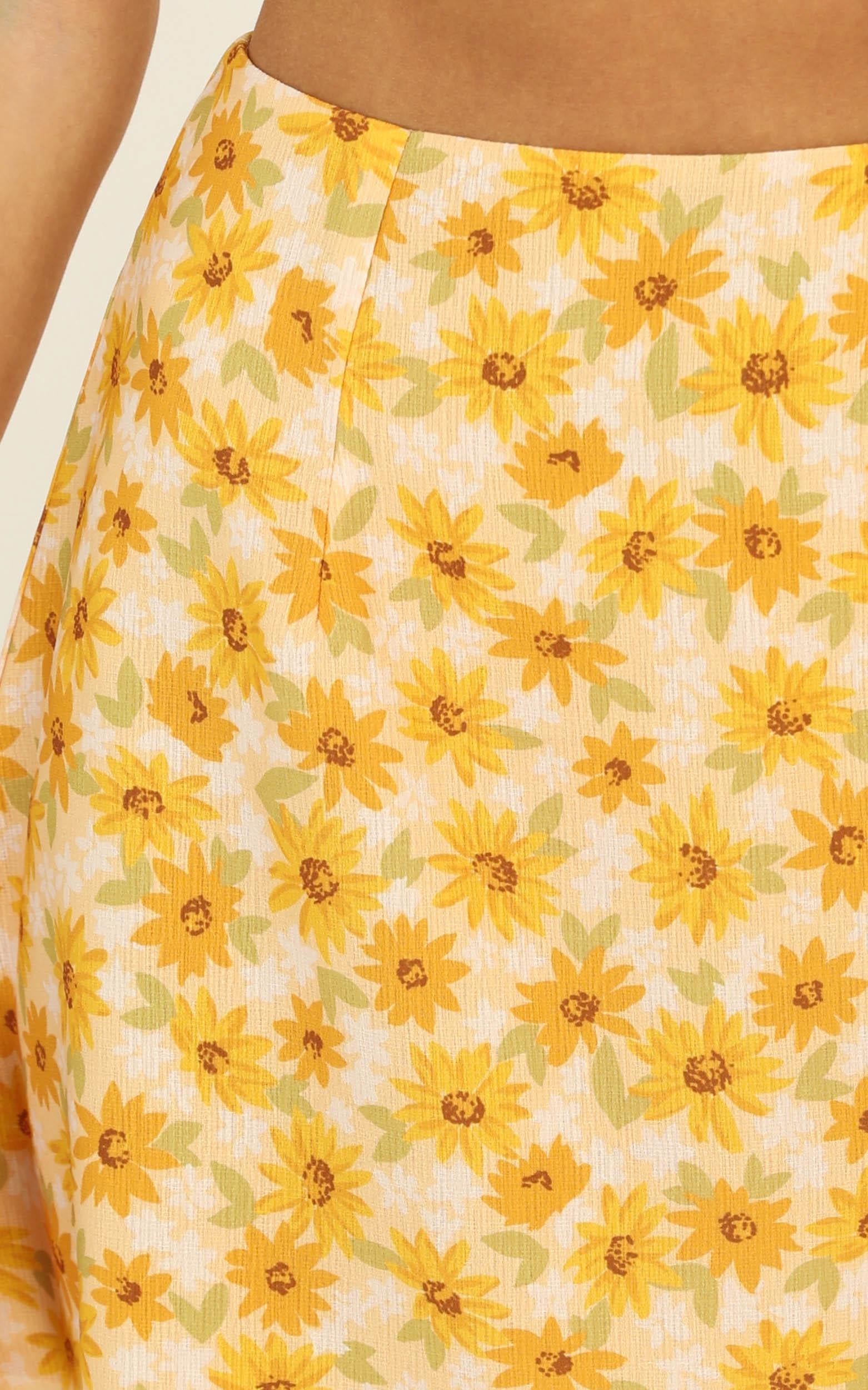 Only Offer Skirt in Sunflower Print