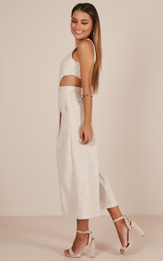 Out Dream Yourself Jumpsuit In Beige Linen Look