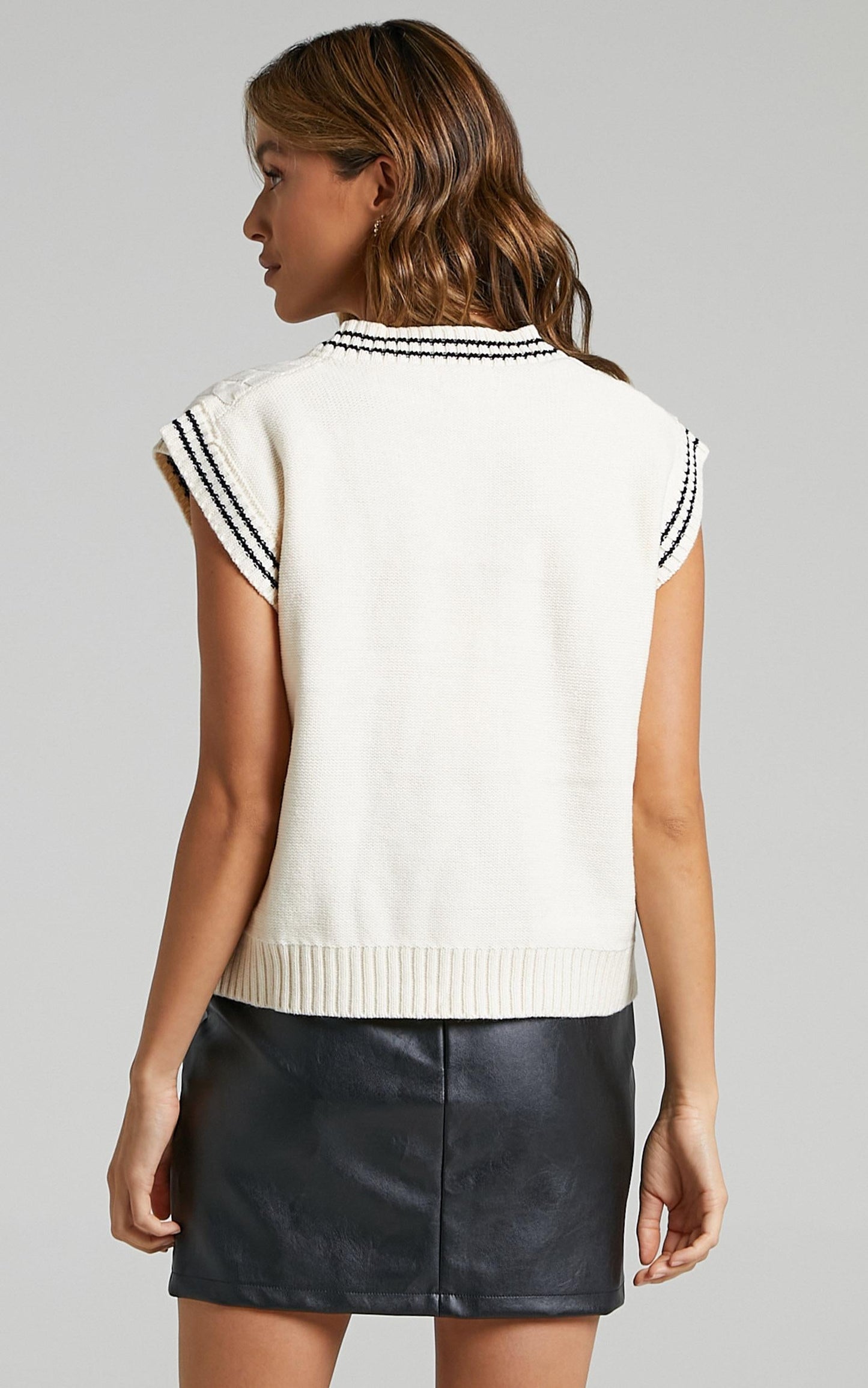 Oxford Knit Vest in Cream