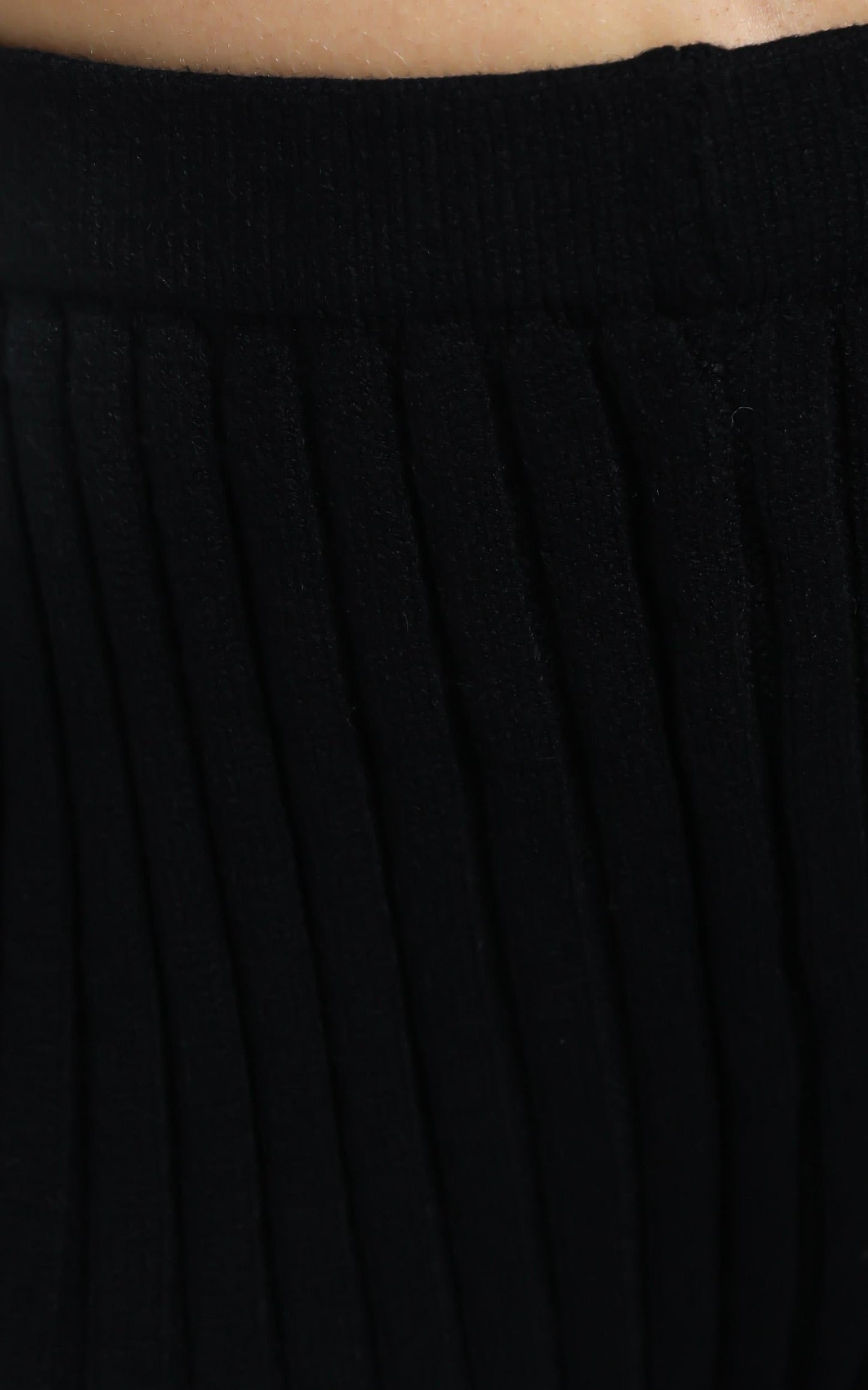 Alpha Knit Pants in Black
