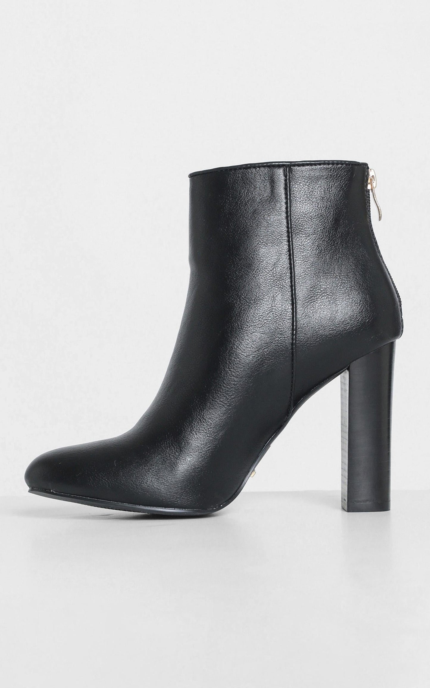 Billini - Pacey Boots in Black