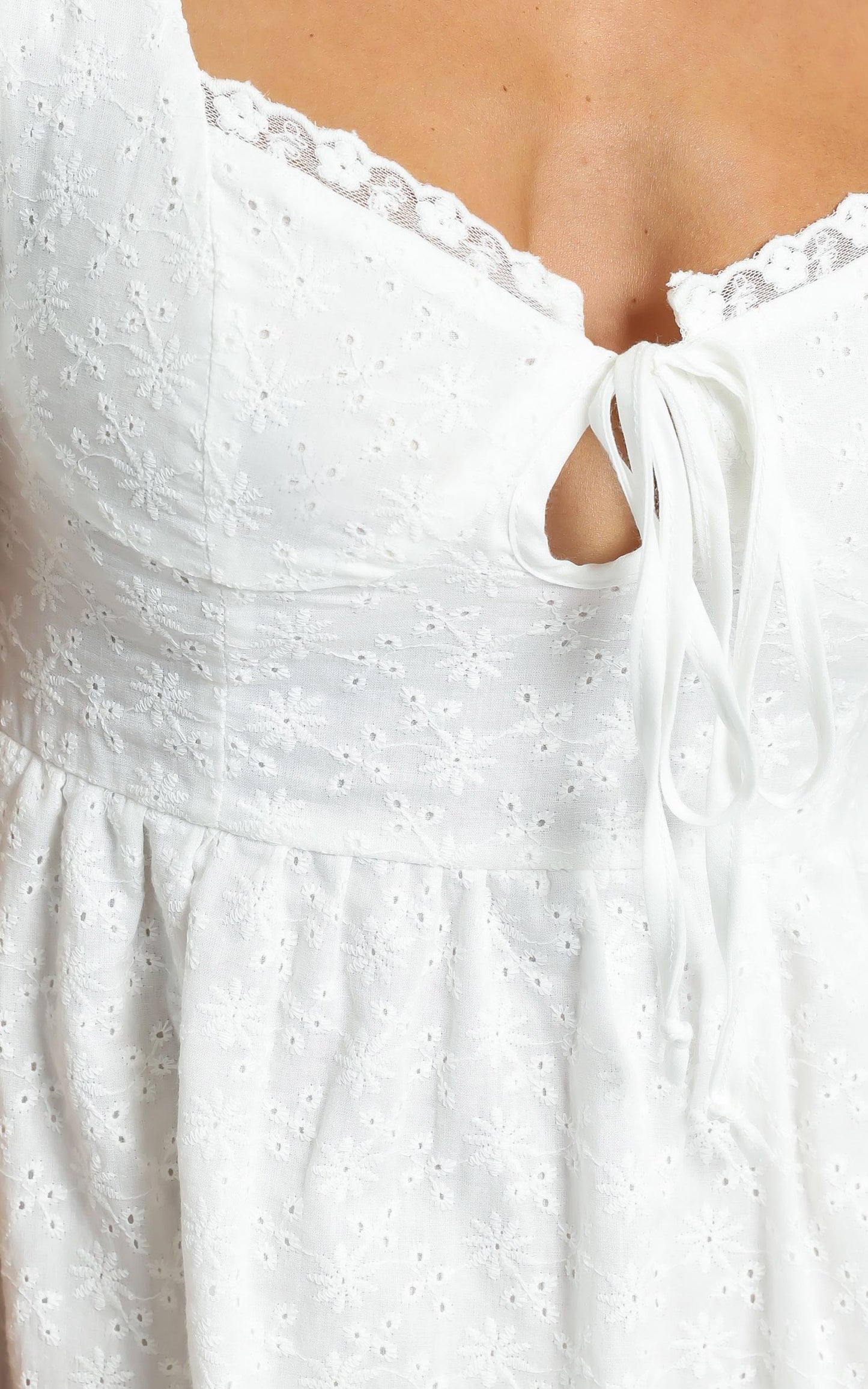 Perla Dress in White