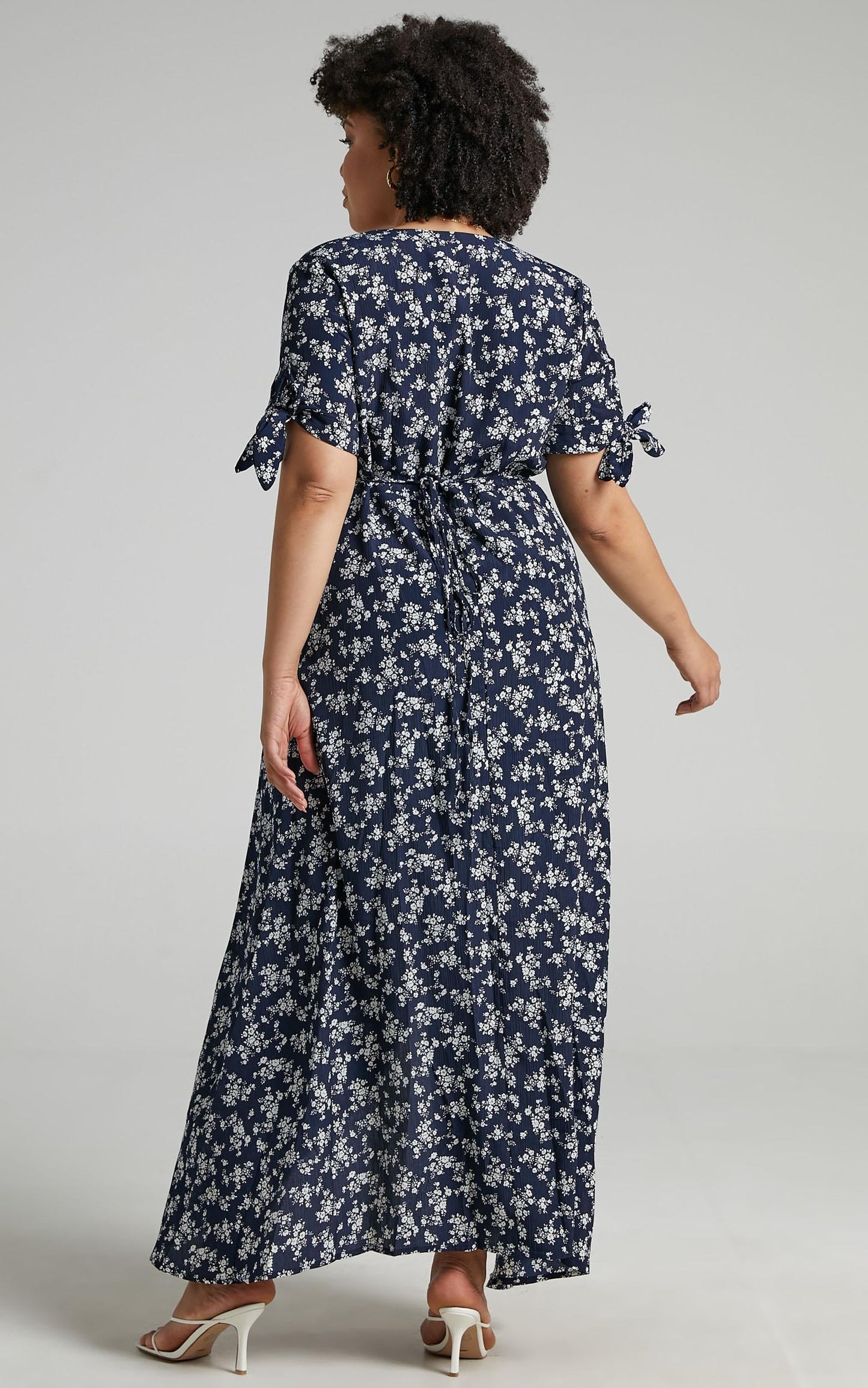 Picking It Up Wrap Maxi Dress in Navy Floral