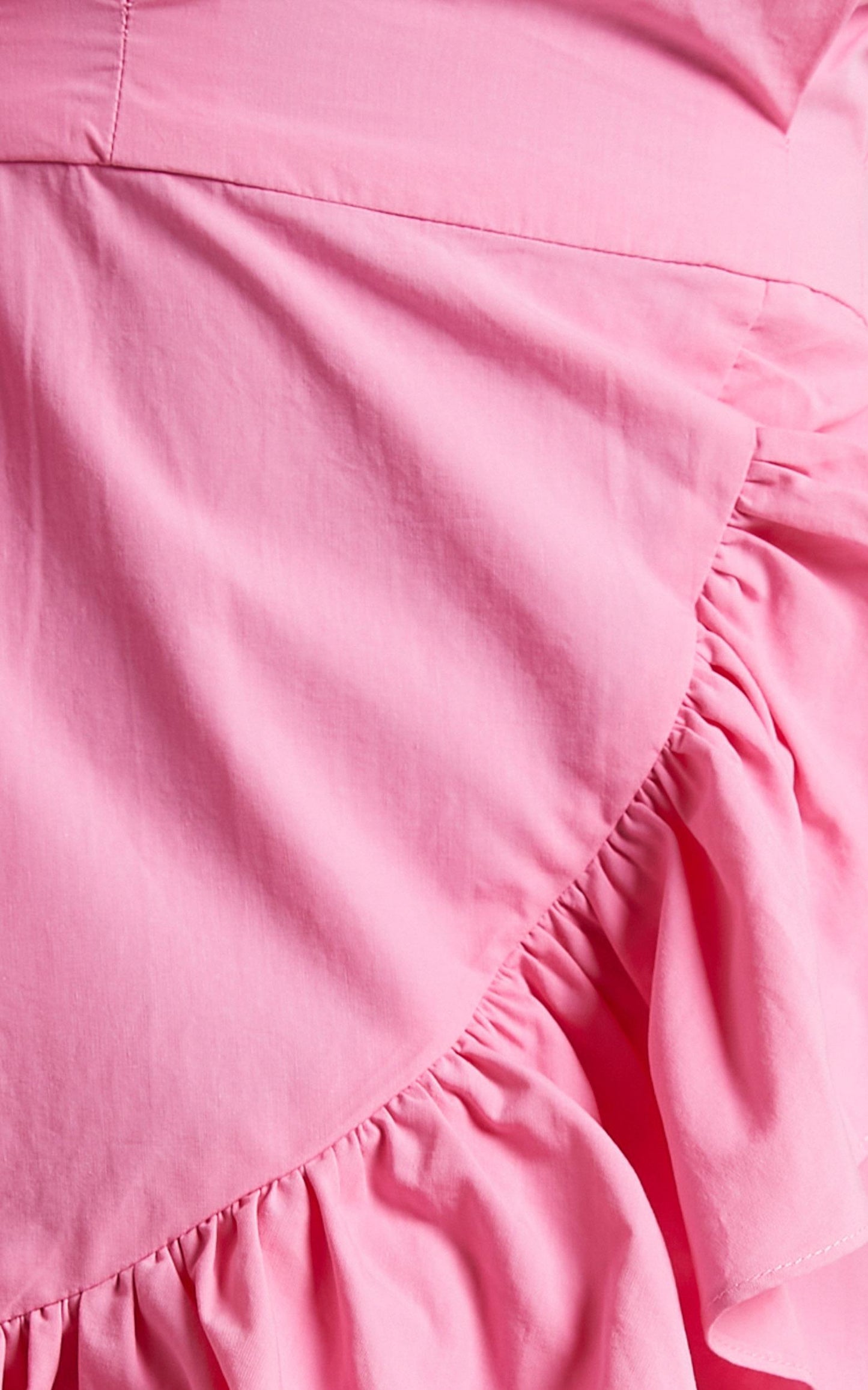 Udele Dress in Bubblegum Pink