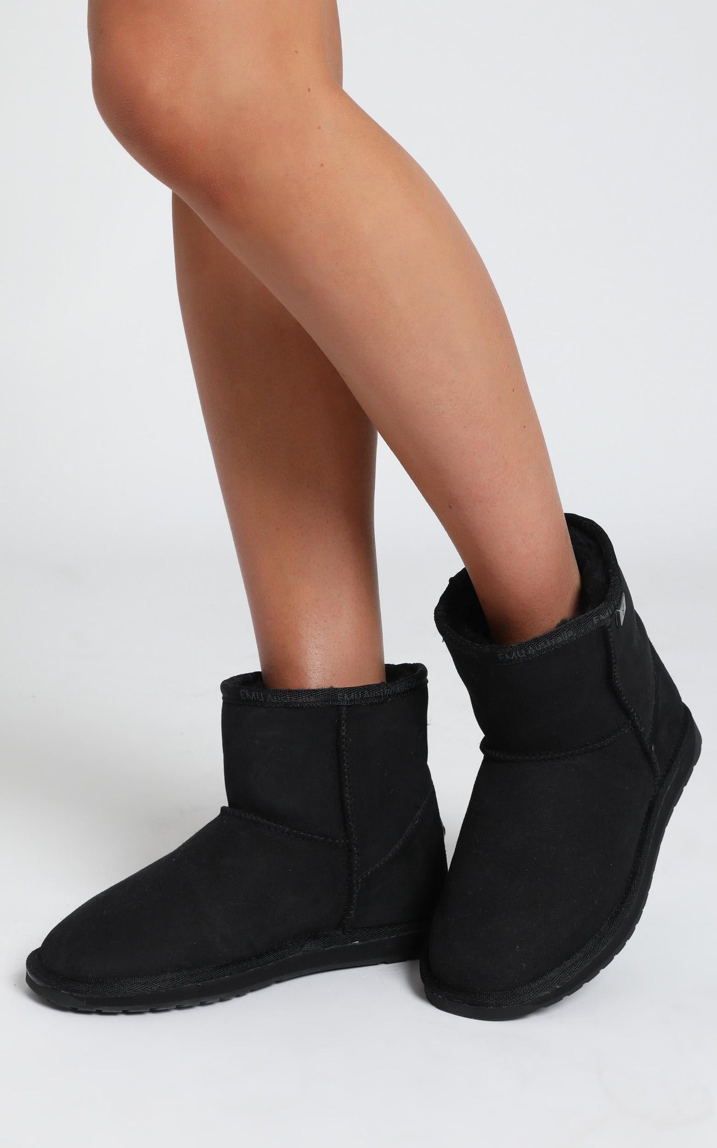 EMU Australia - Platinum Stinger Mini Boots in Black