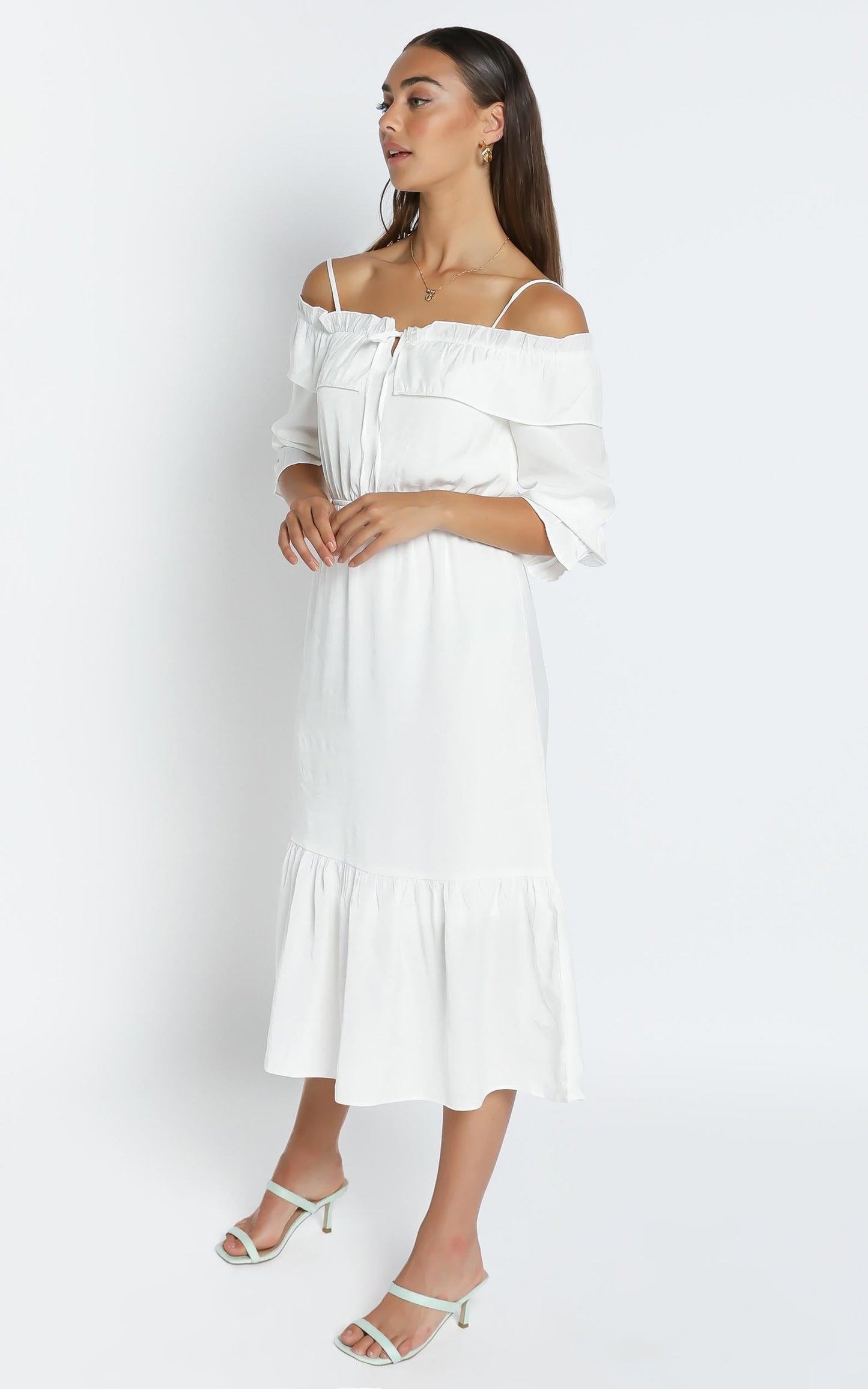 Pristine Dress in White