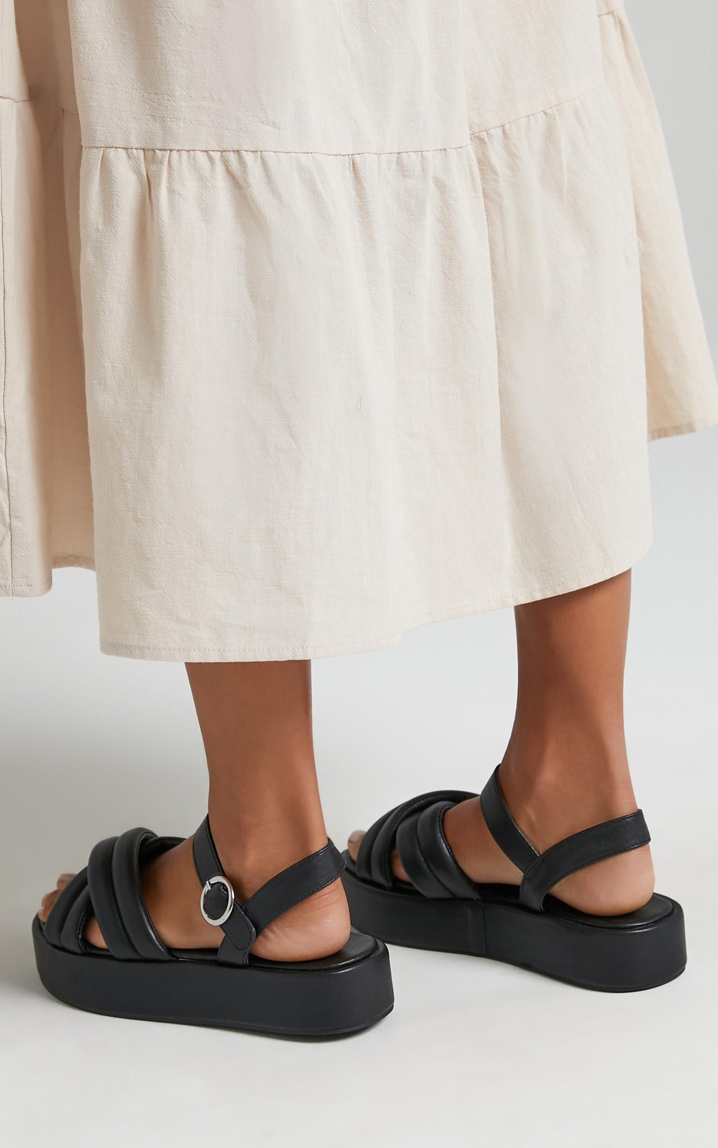 Public Desire - Kelsi Sandals in Black
