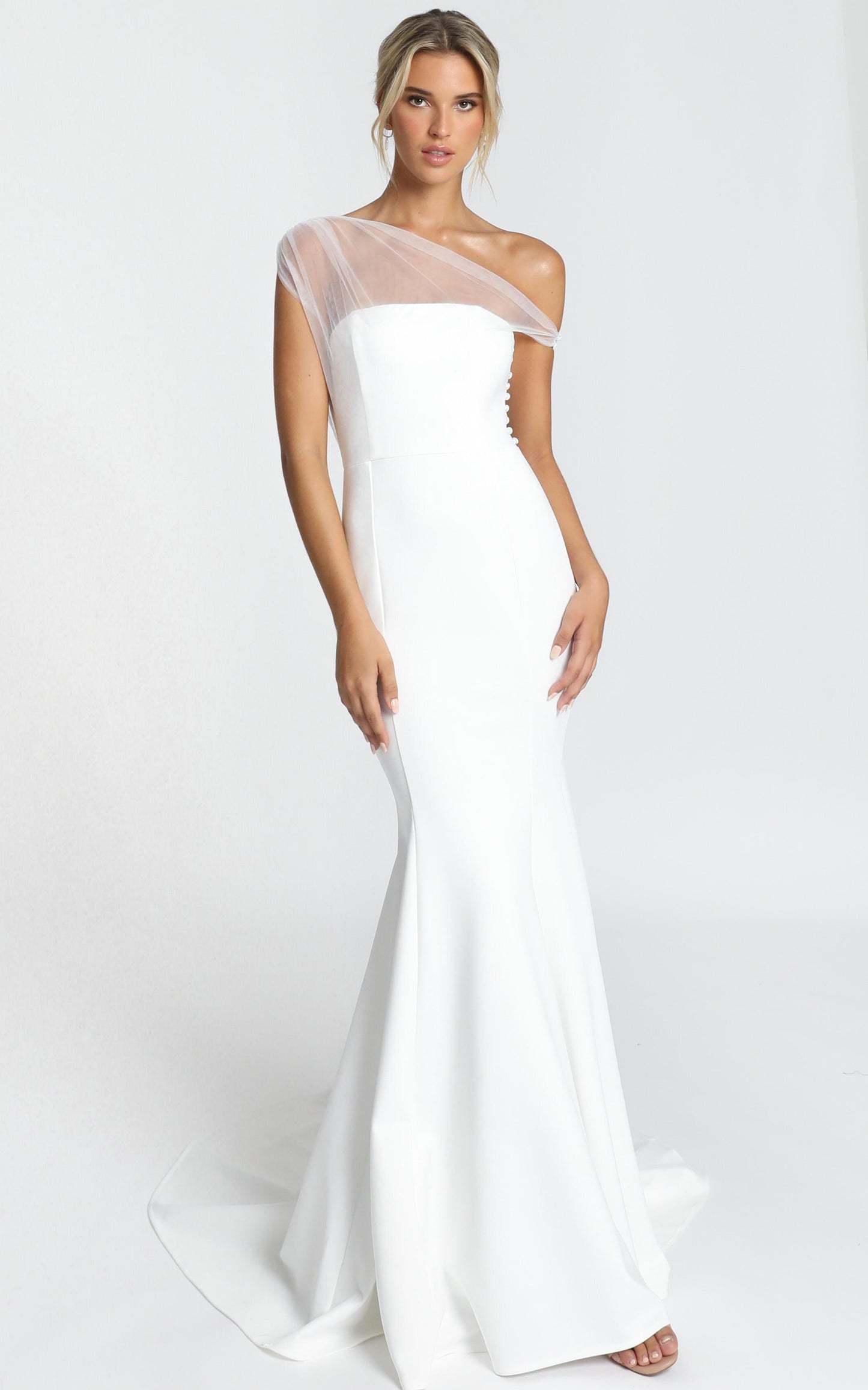 Put A Ring On It Gown - Asymmetric Mesh Shoulder Mermaid Gown in White