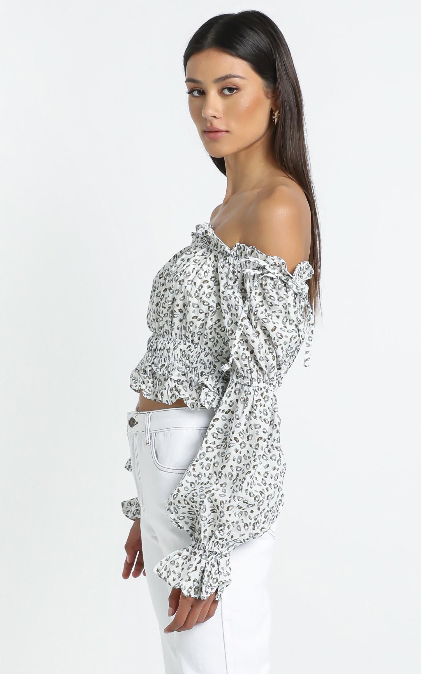 Perry Top in White Leopard Print