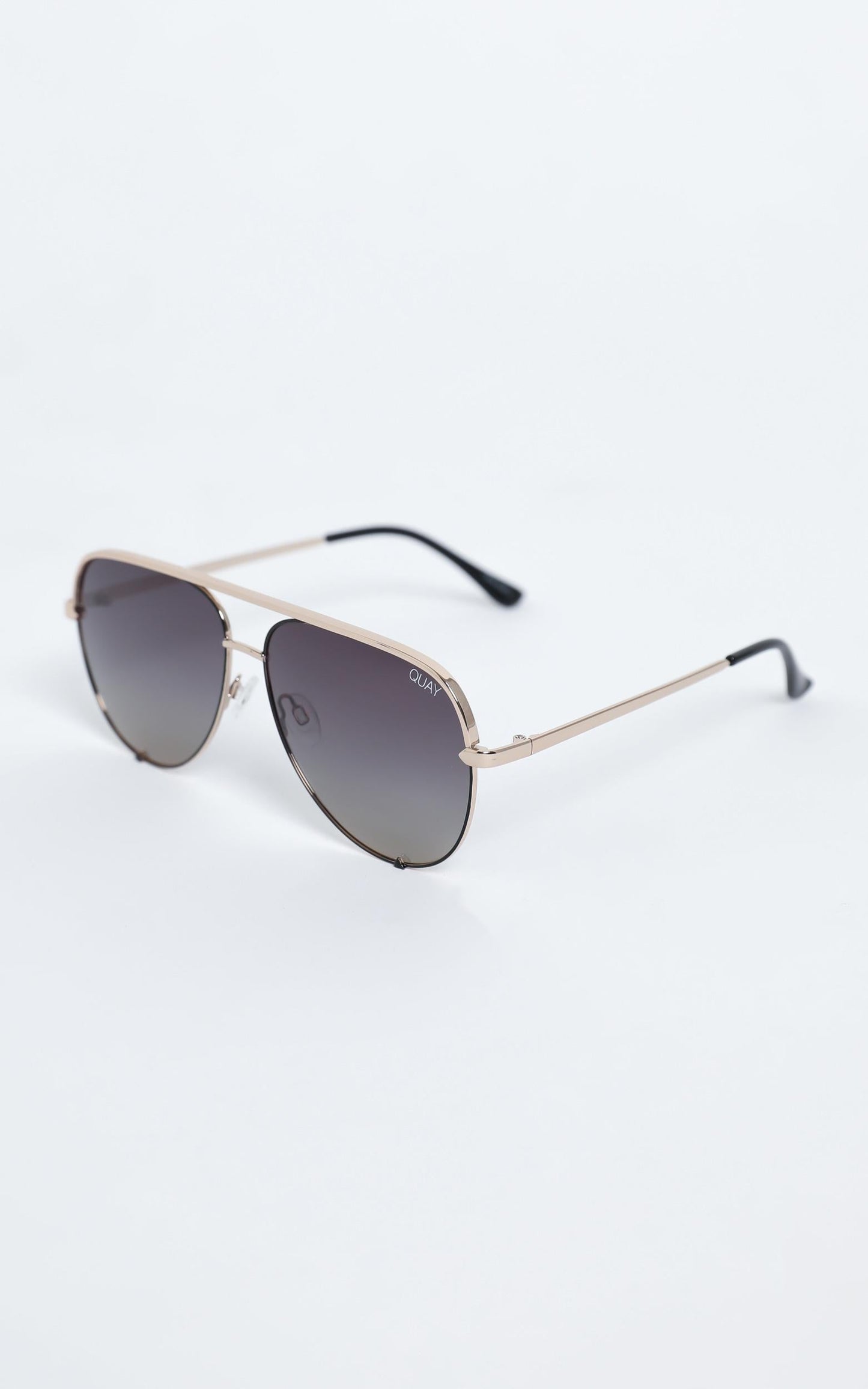 Quay - High Quay Sunglasses in Black Gold / Smoke
