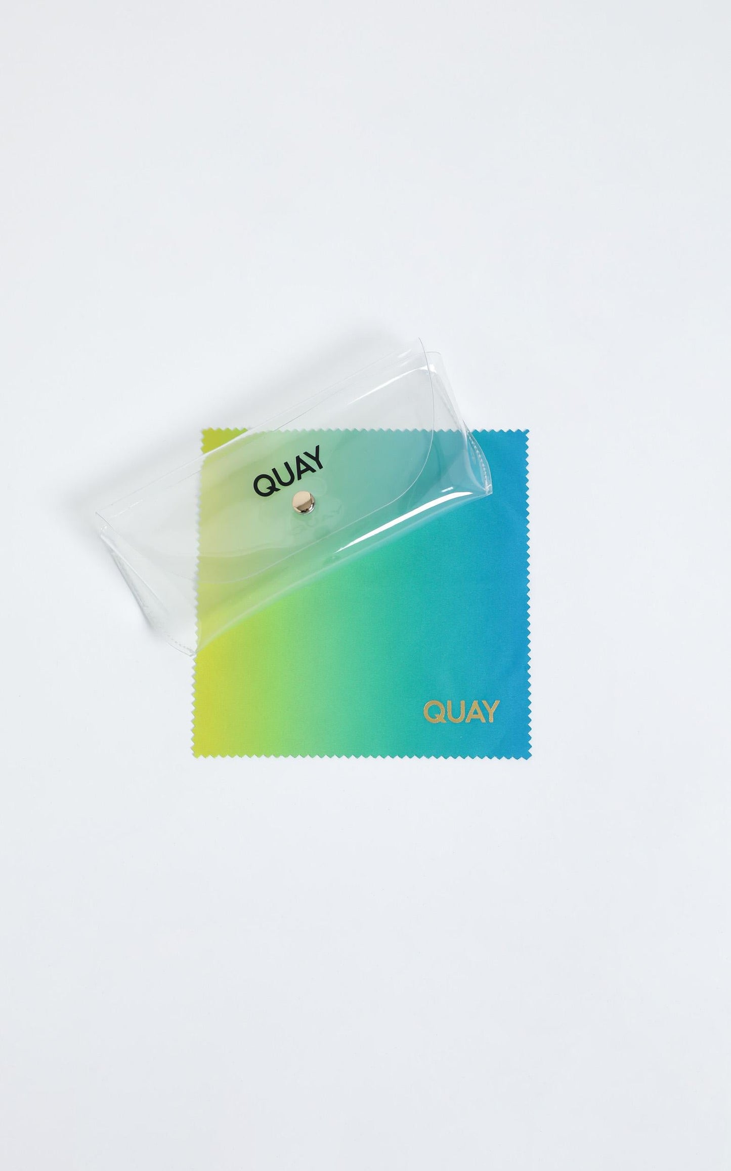 Quay - High Quay Sunglasses in Black Gold / Smoke