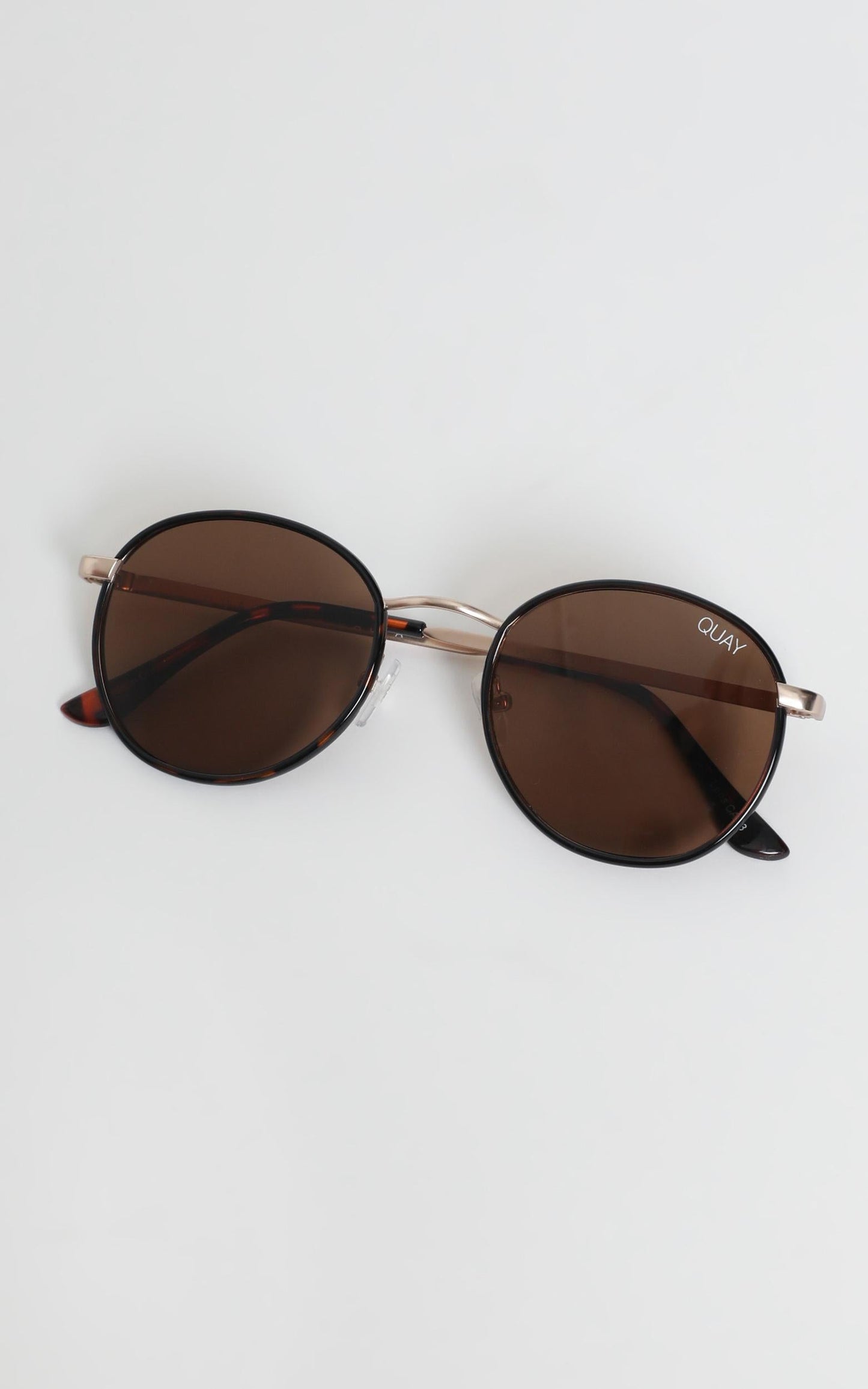 Quay - Omen Sunglasses In Tort