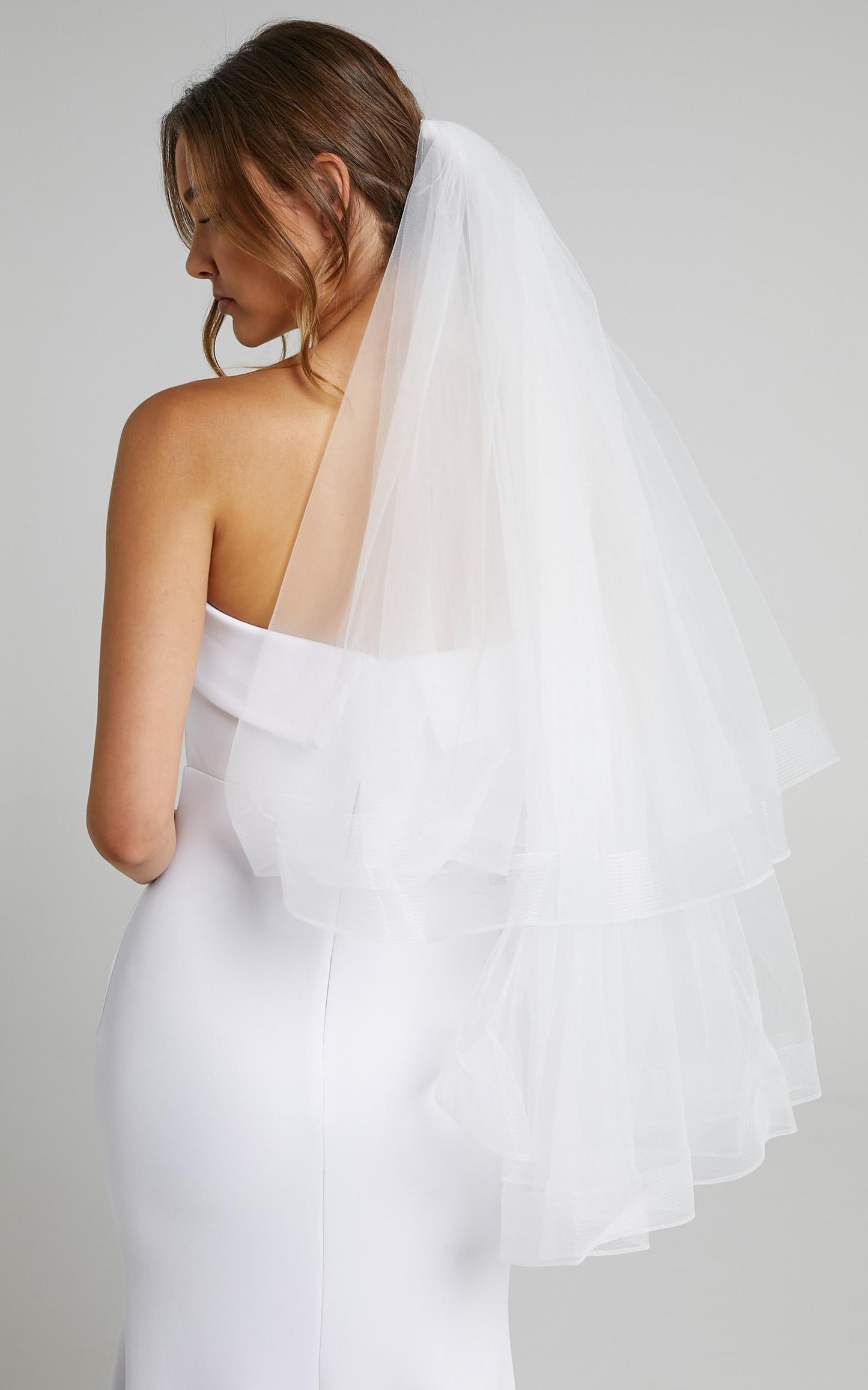 Magic Moment Veil in White