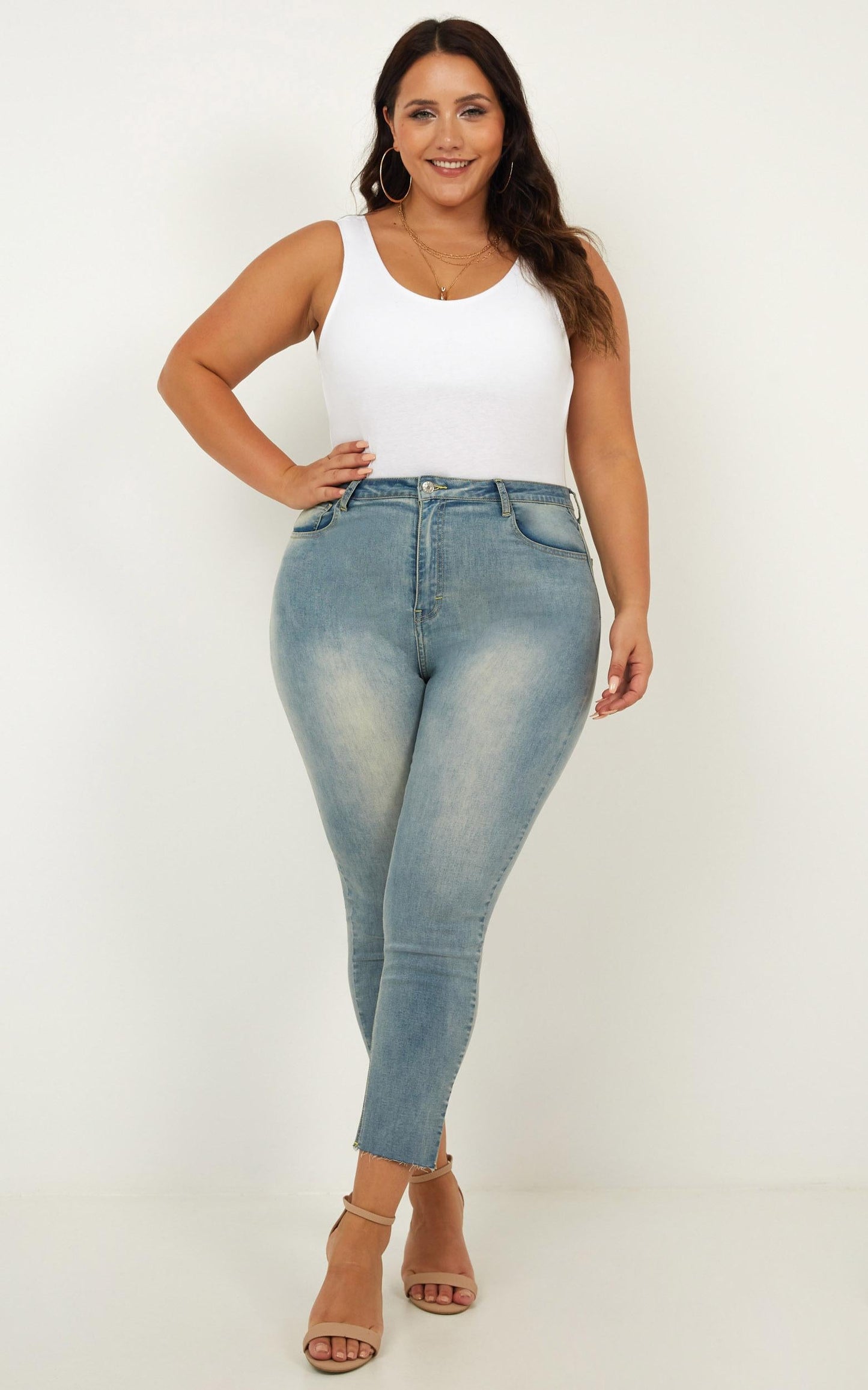 Tori Jeans in blue wash denim