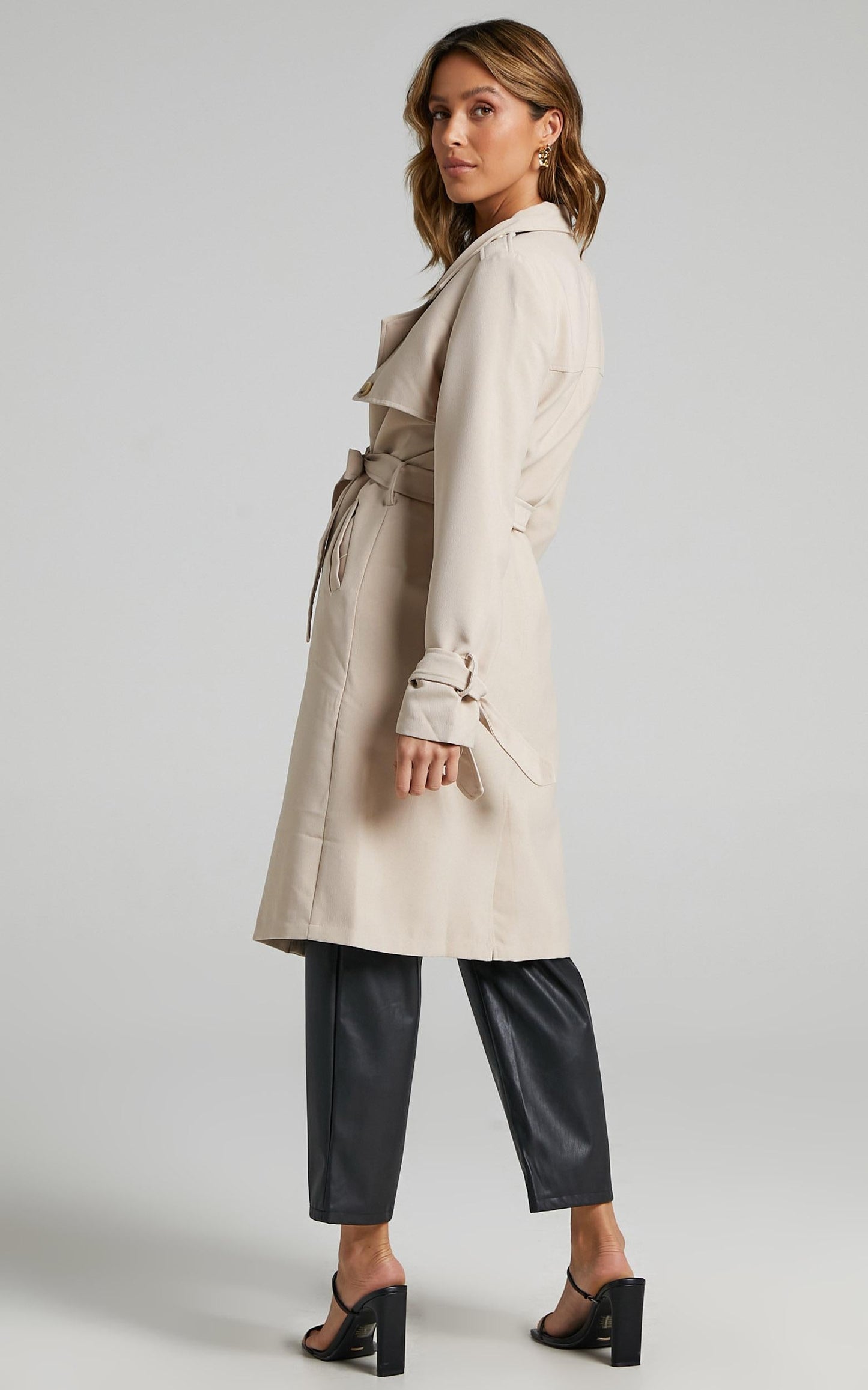 Coolest Girl Trench Coat in Beige