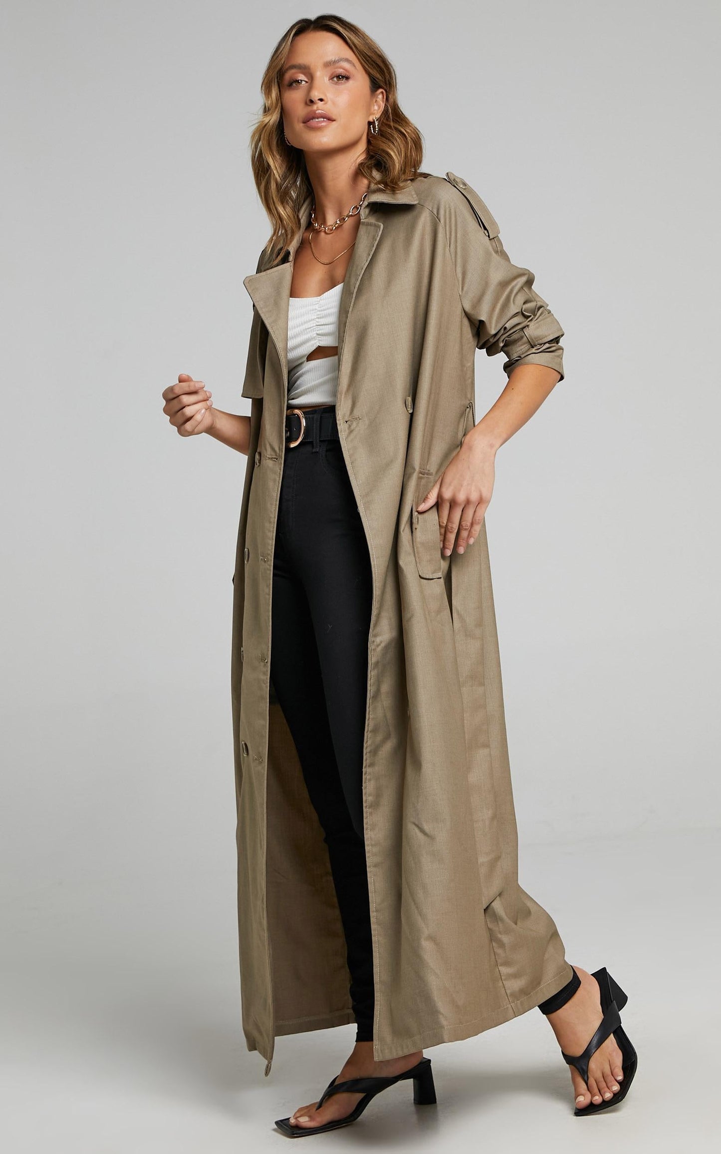 Lioness - Treacherous Long Coat in Beige