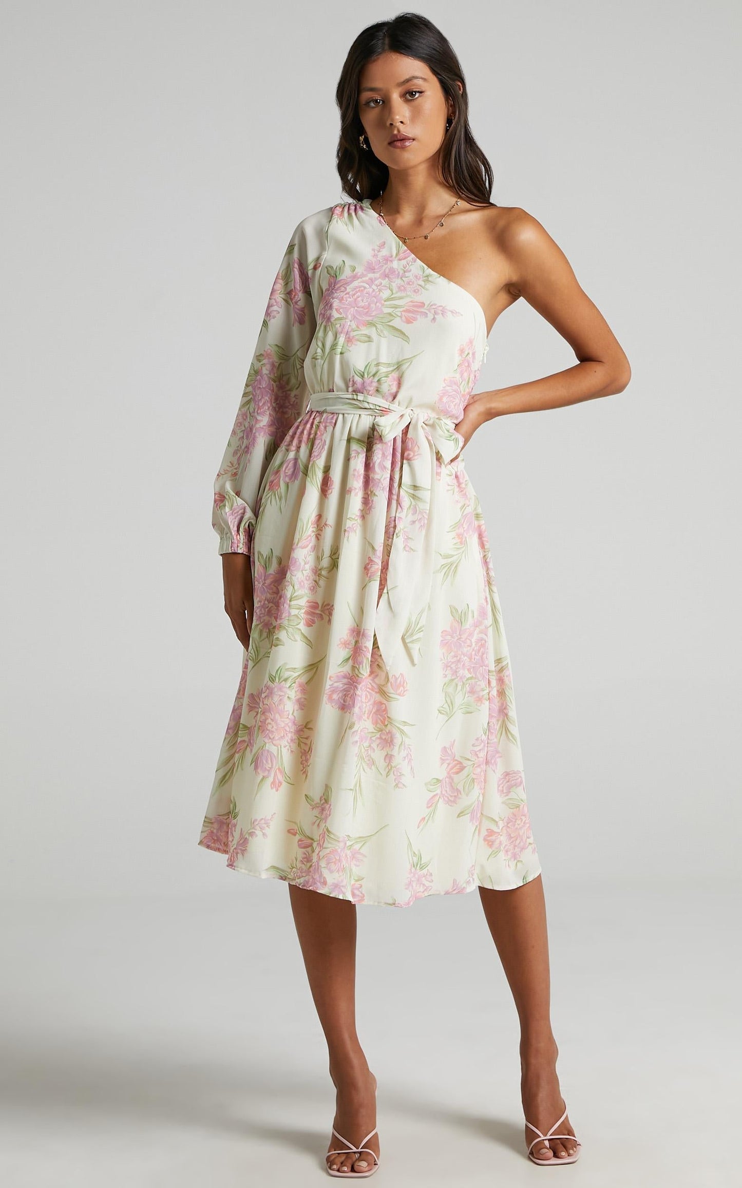 The Cerise Midi dress in Cream Floral