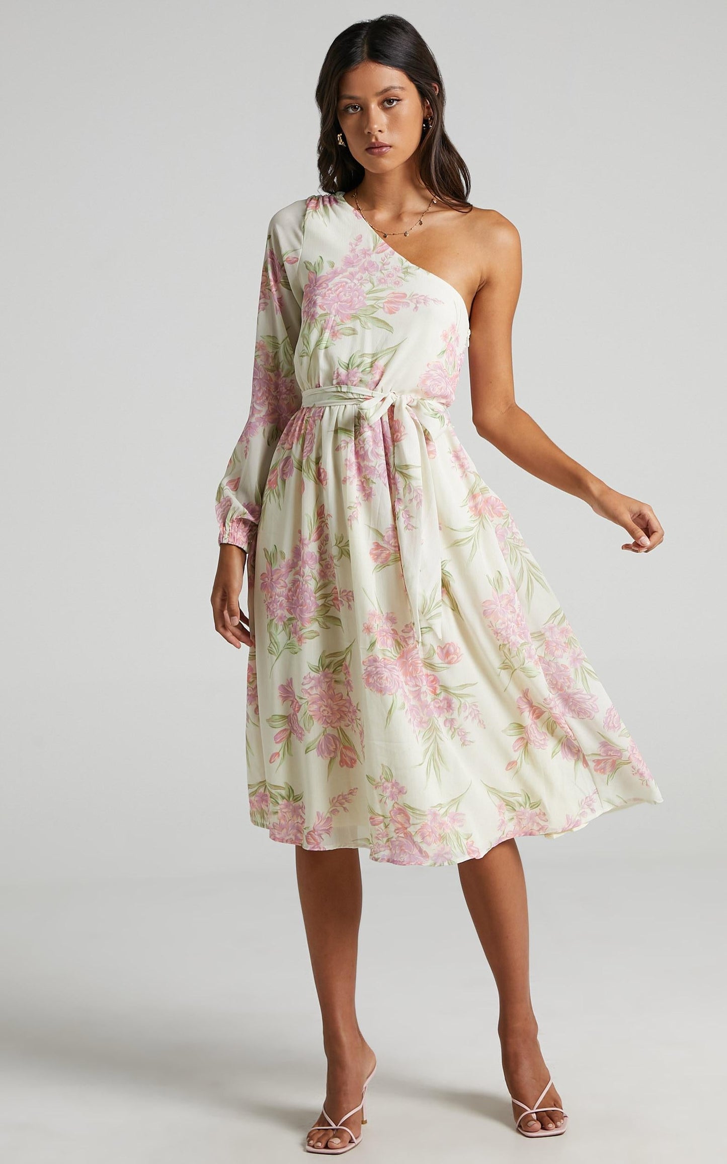 The Cerise Midi dress in Cream Floral