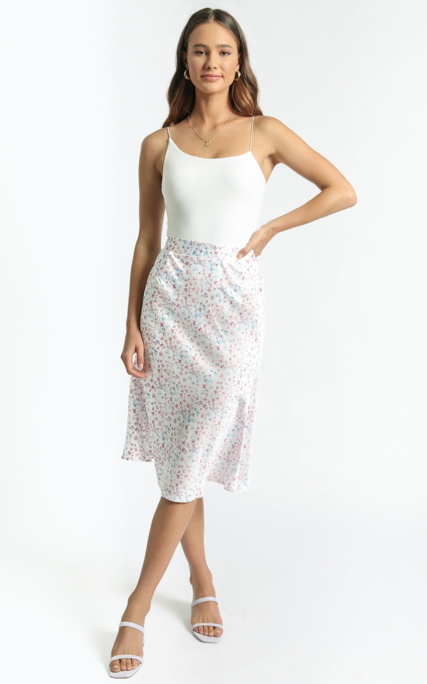 Riya Skirt in White Floral