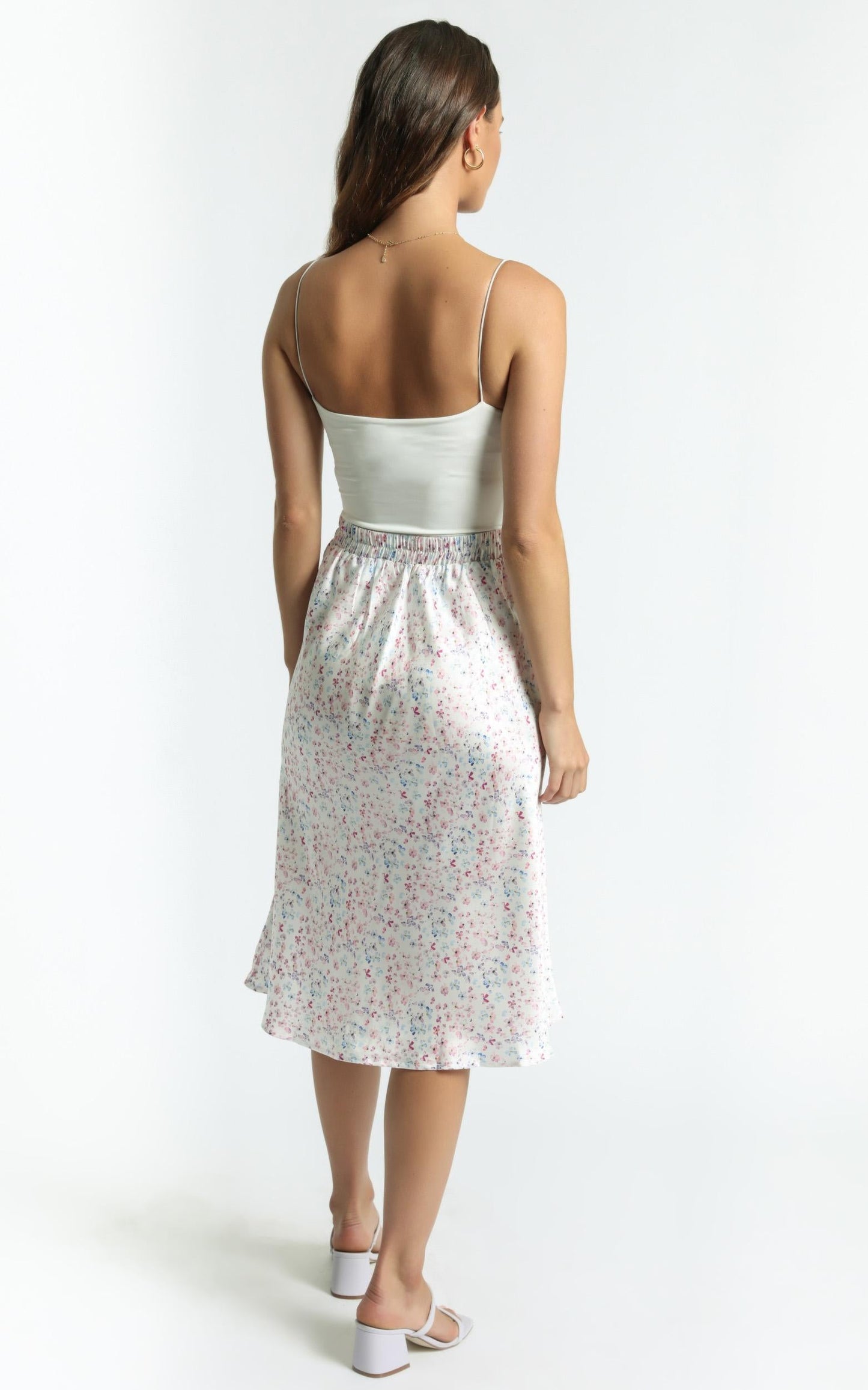 Riya Skirt in White Floral