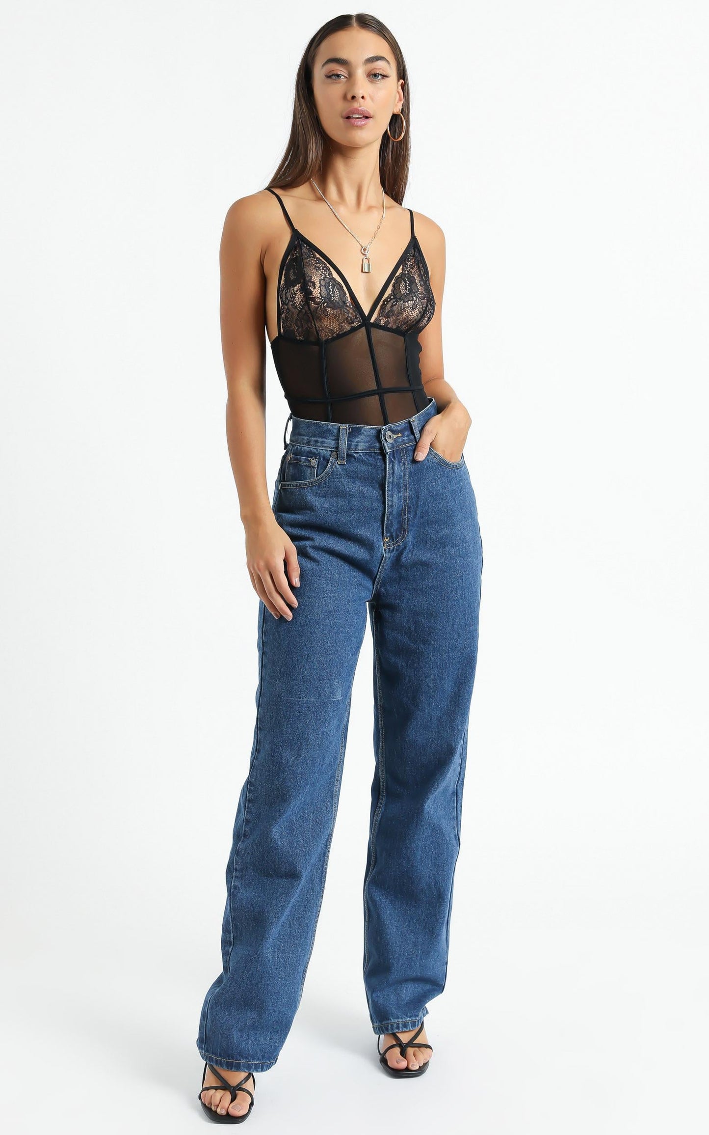 Arielle Straight Leg Jeans in Indigo