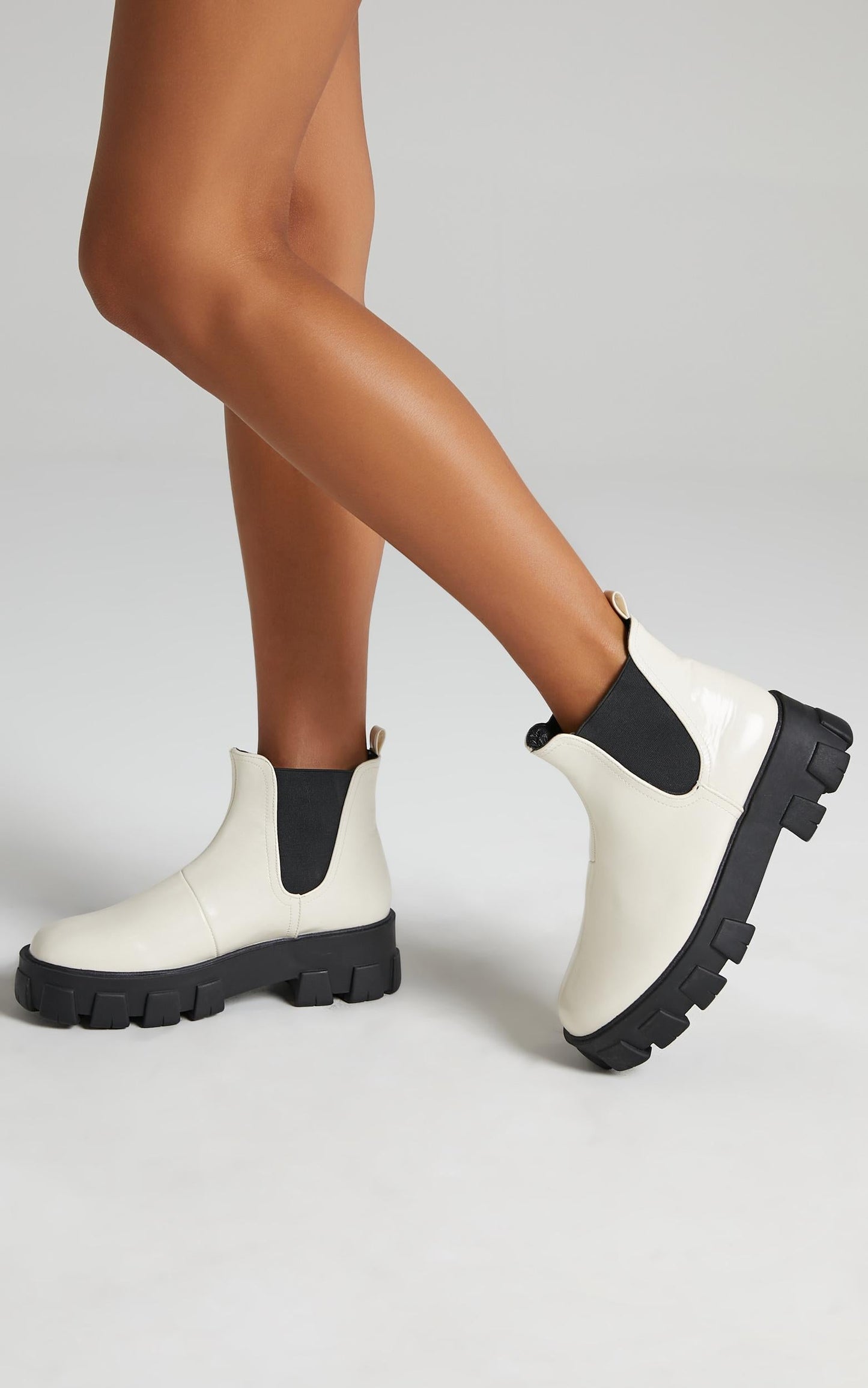Billini - Xanthos Boots in Bone Patent