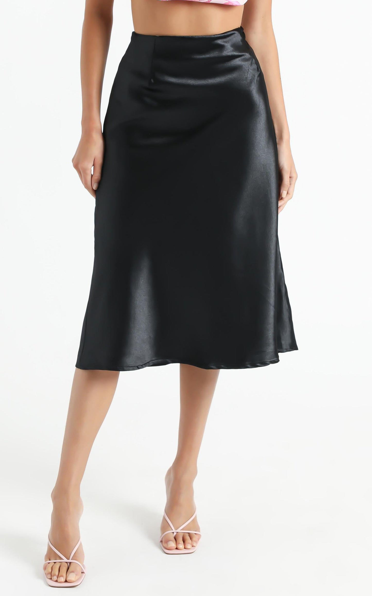 Creating Art Skirt in Black