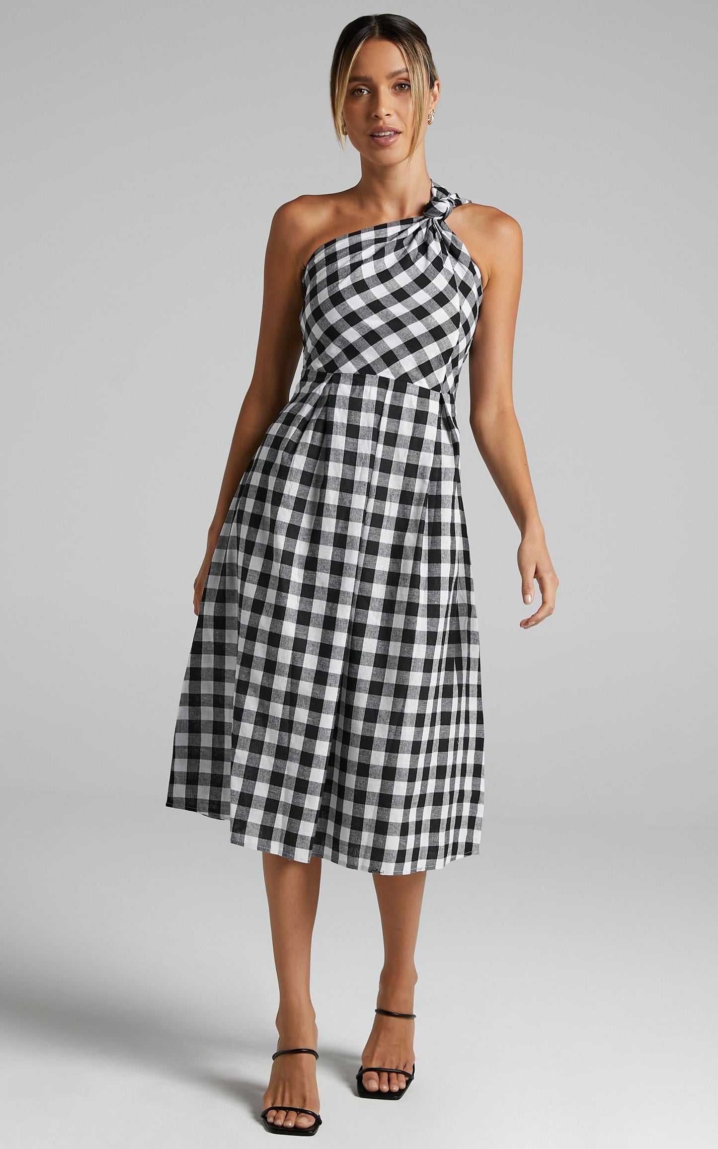 Lakeyn Dress in Black Gingham