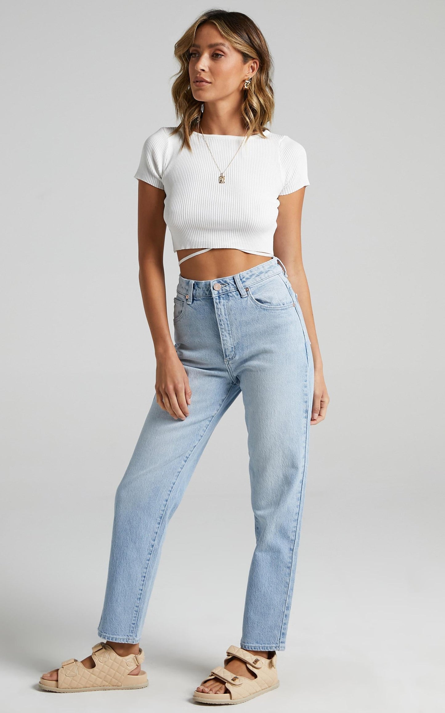 Abrand - A '94 High Slim Jean in Gina