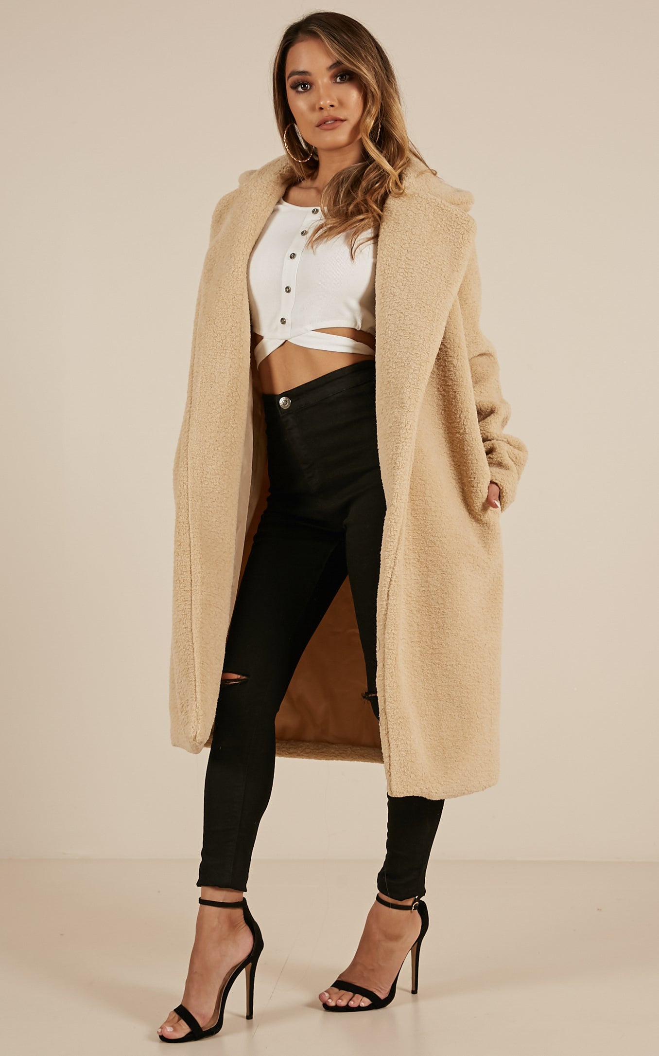 Reach Up High Coat In Beige Teddy