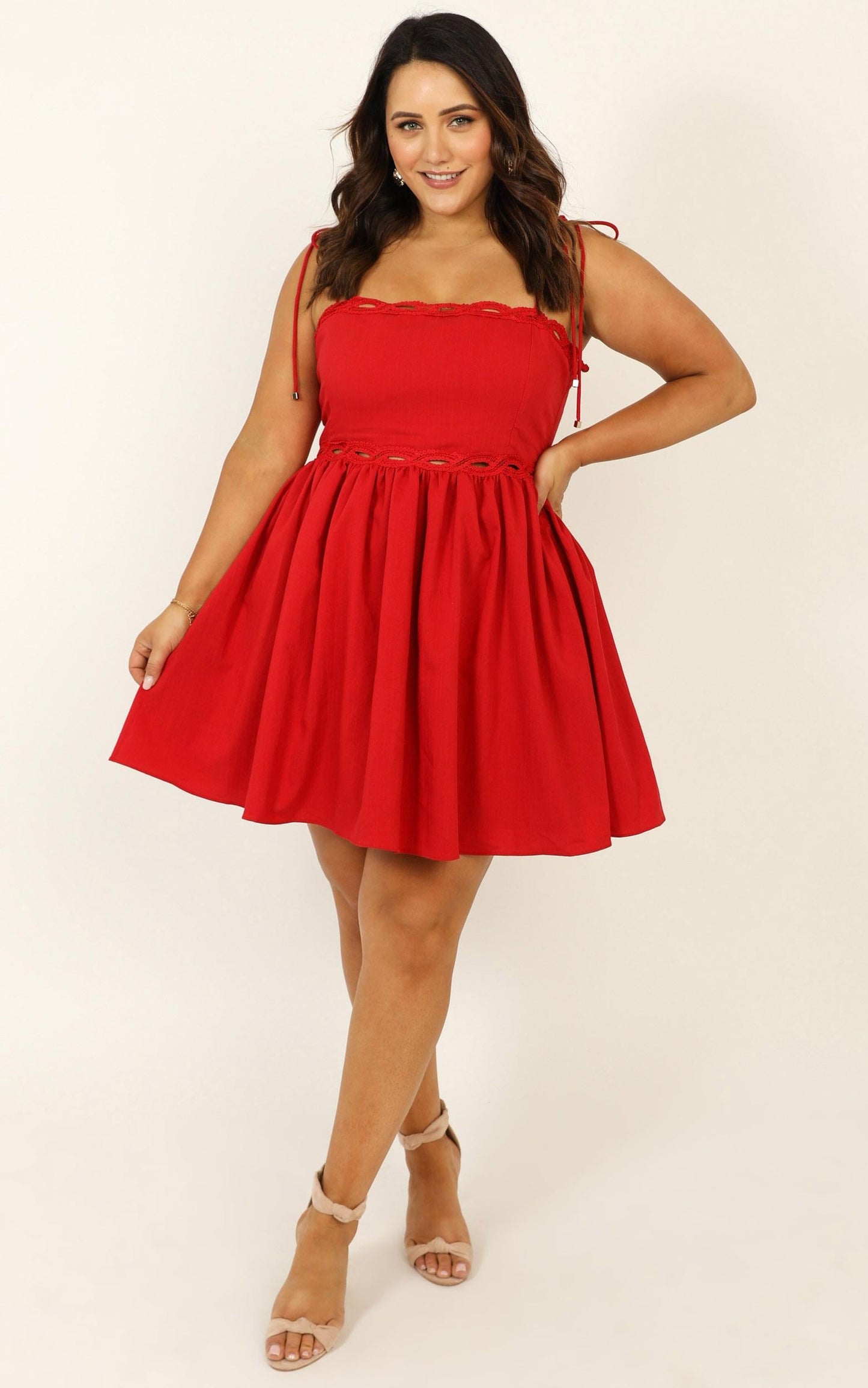 Get Out Right Now Dress In Red Linen Look