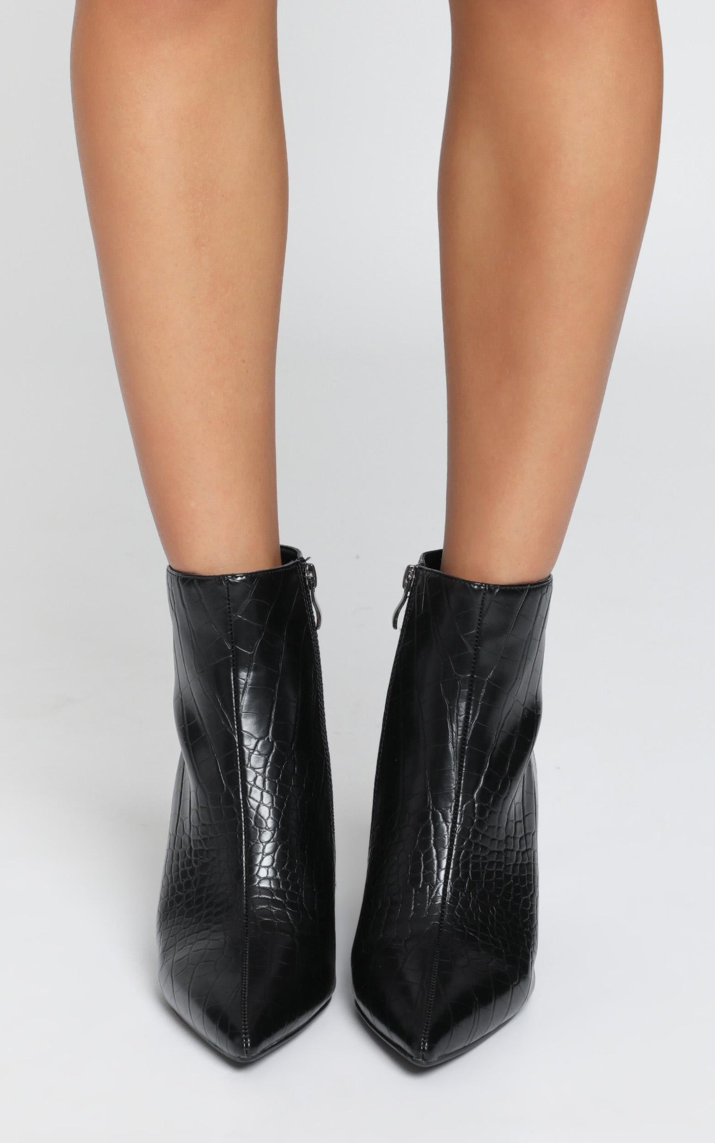Therapy - Alloy Boots In Black Croc