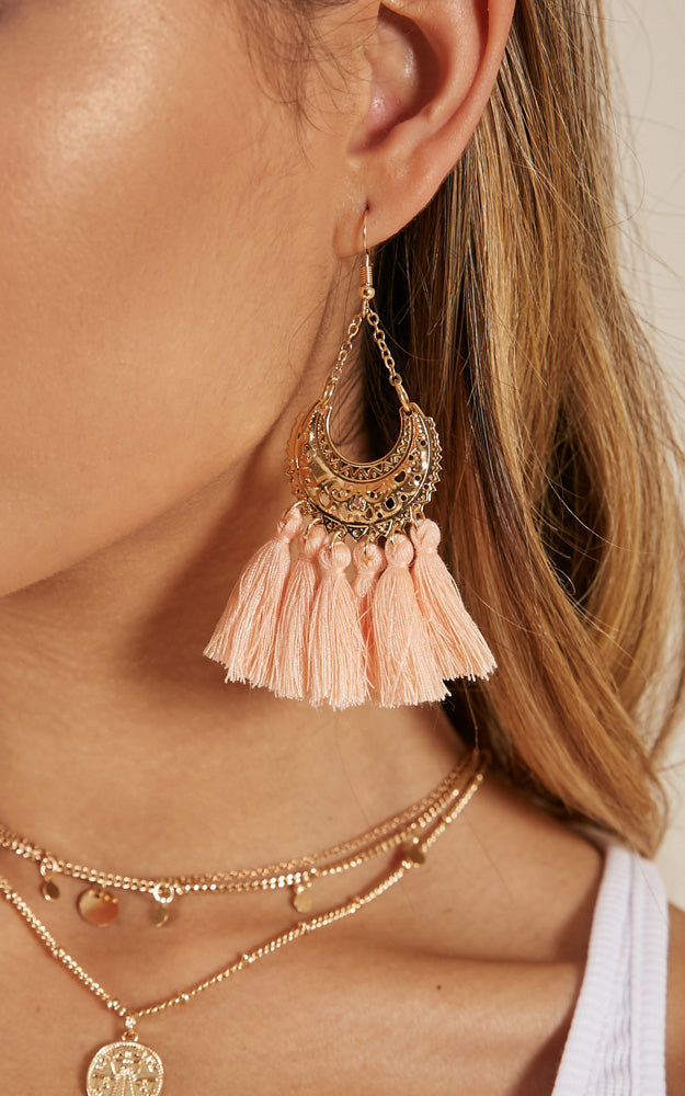 Be Like You earrings in blush