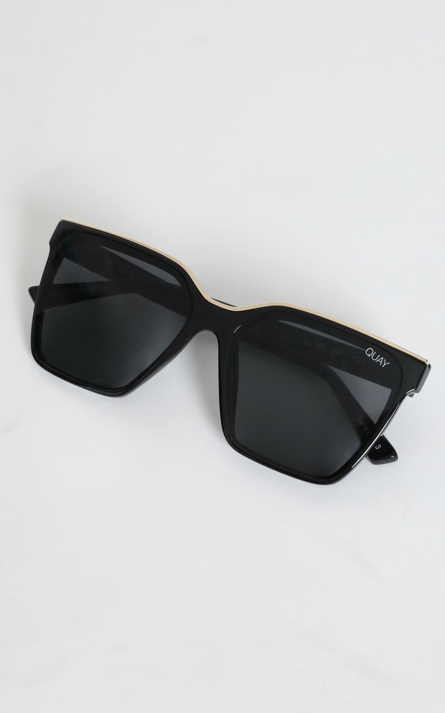 Quay X Lizzo - Level Up Sunglasses in Black and Smoke Lens