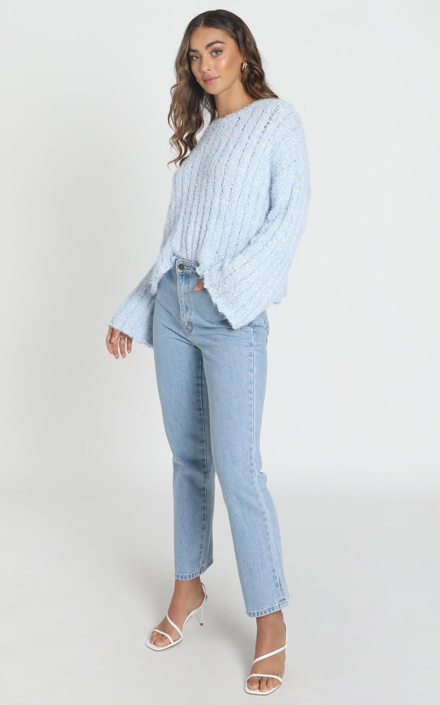 Bethen Fluffy Knit in Blue