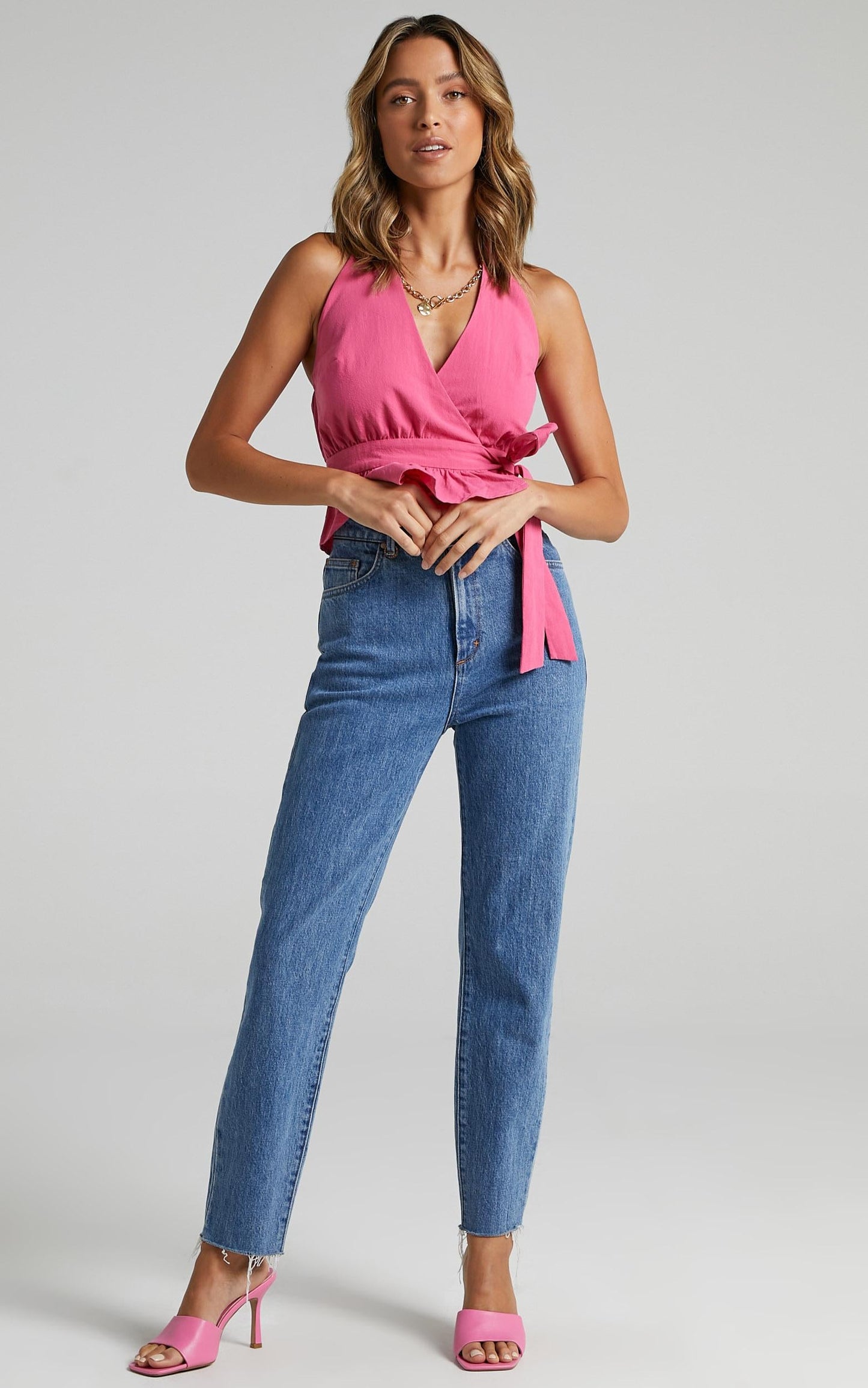 Argel Top - Halter Neck Top in Bubblegum Pink