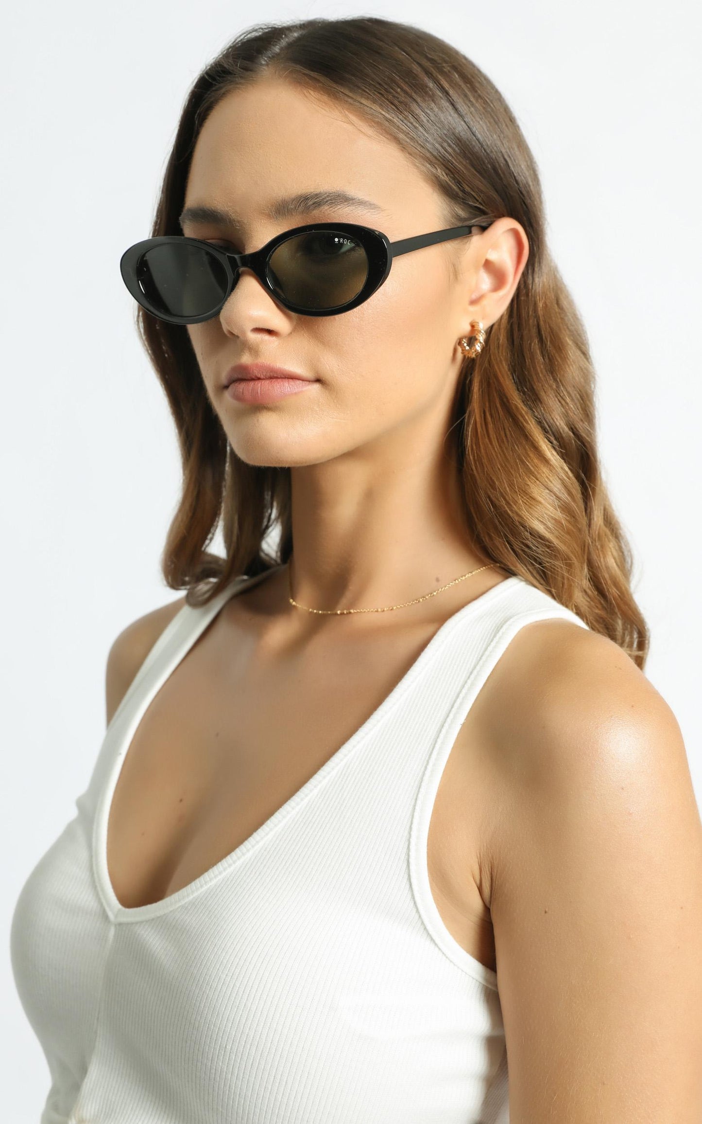 Roc - Flirty Sunglasses in Black