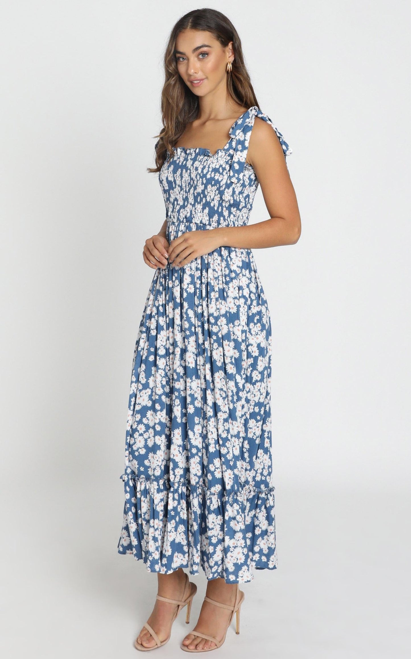 Rochelle Shirred Bodice Maxi Dress In Navy Floral