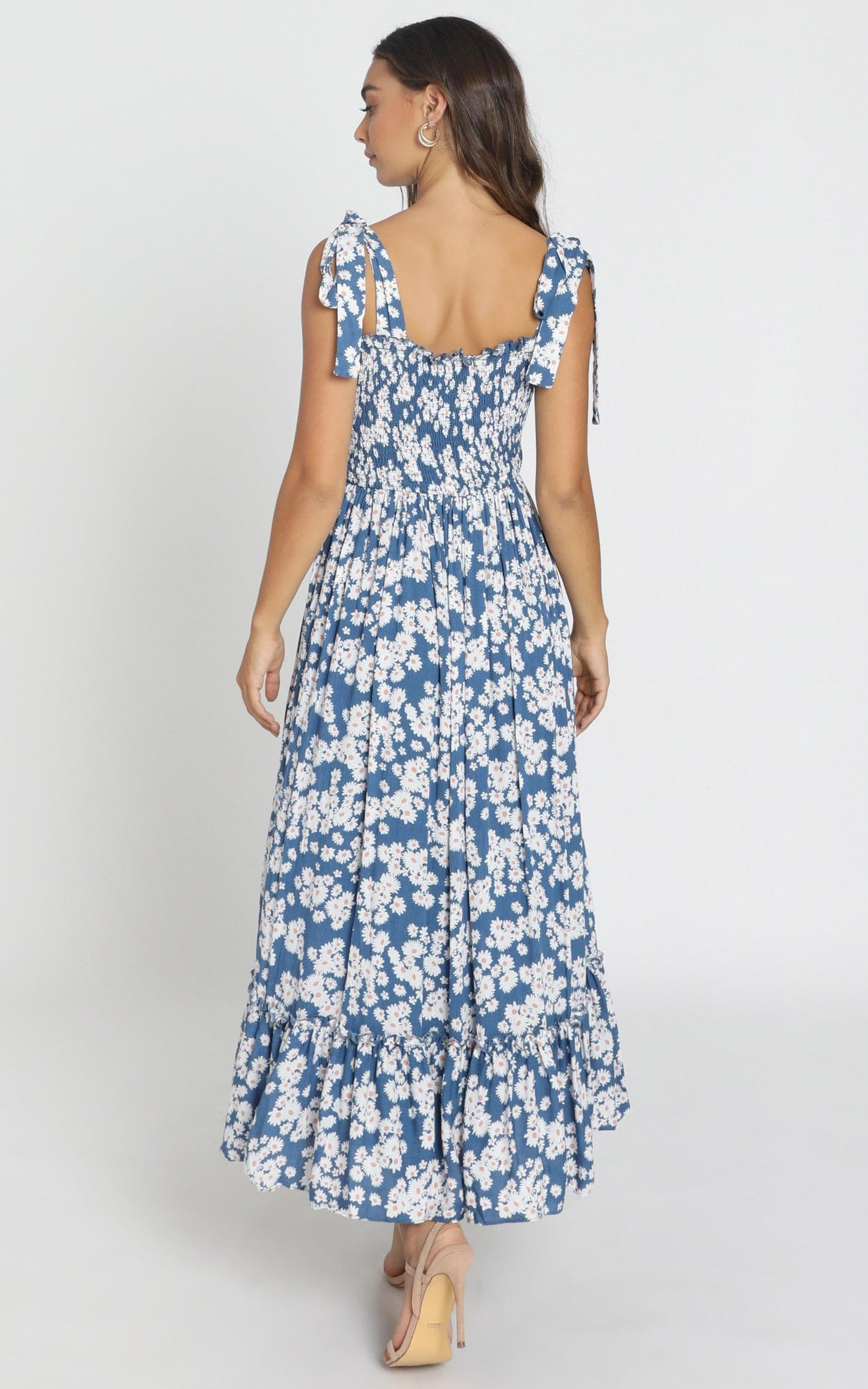 Rochelle Shirred Bodice Maxi Dress In Navy Floral