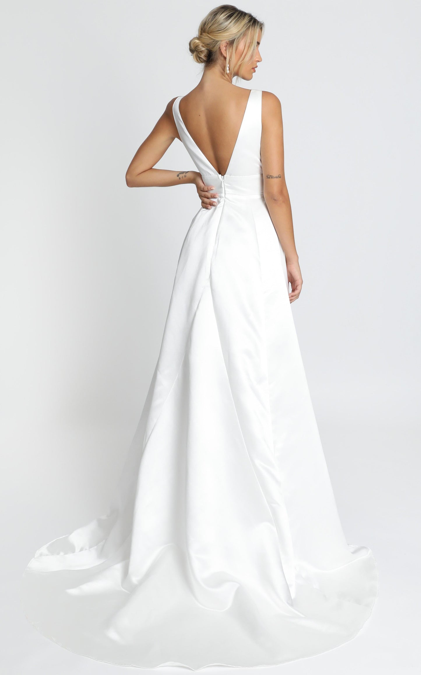 Eyes Of The Beholder Gown in White