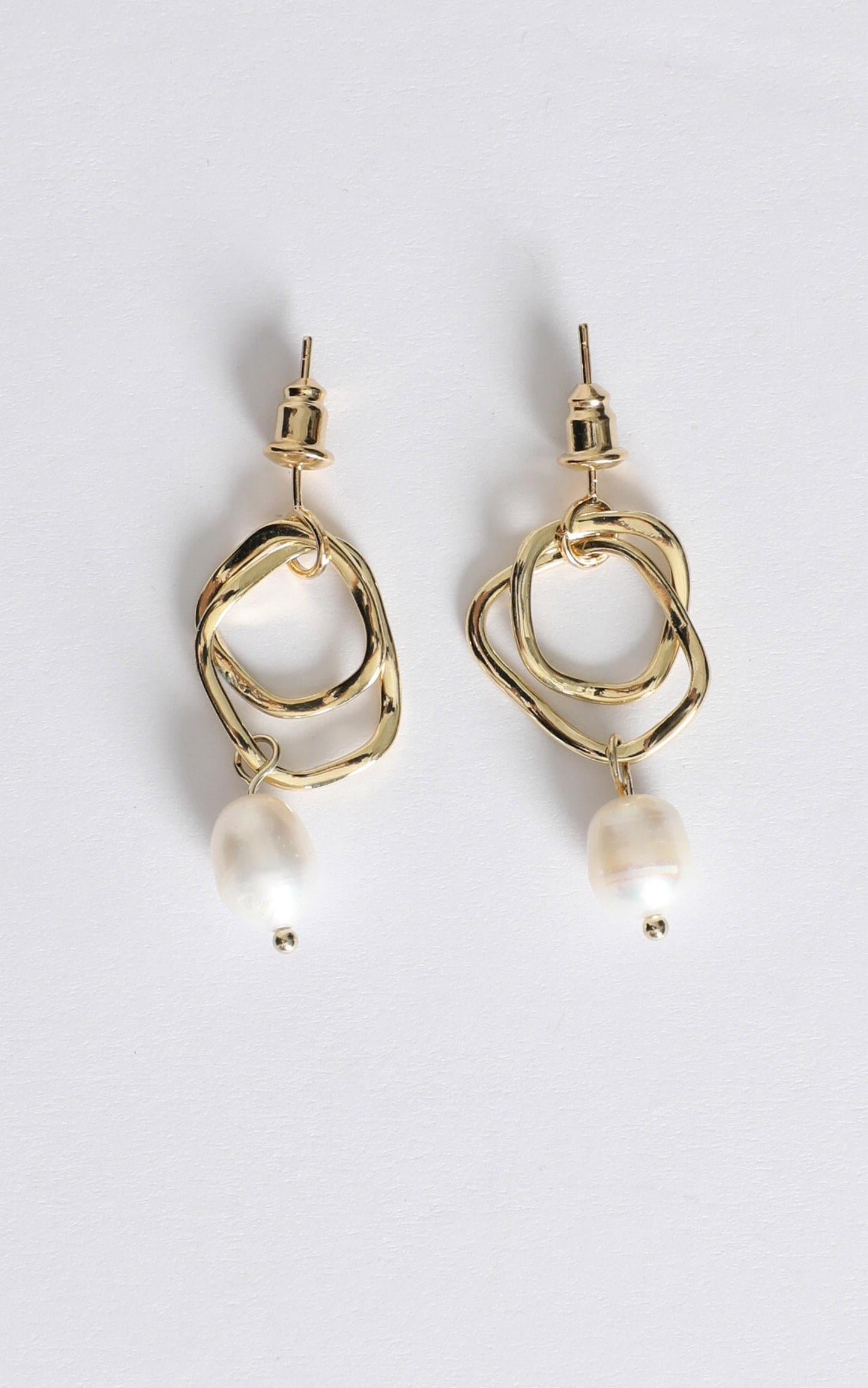Flora Double Hoop Drop Earring in Gold And Pearl