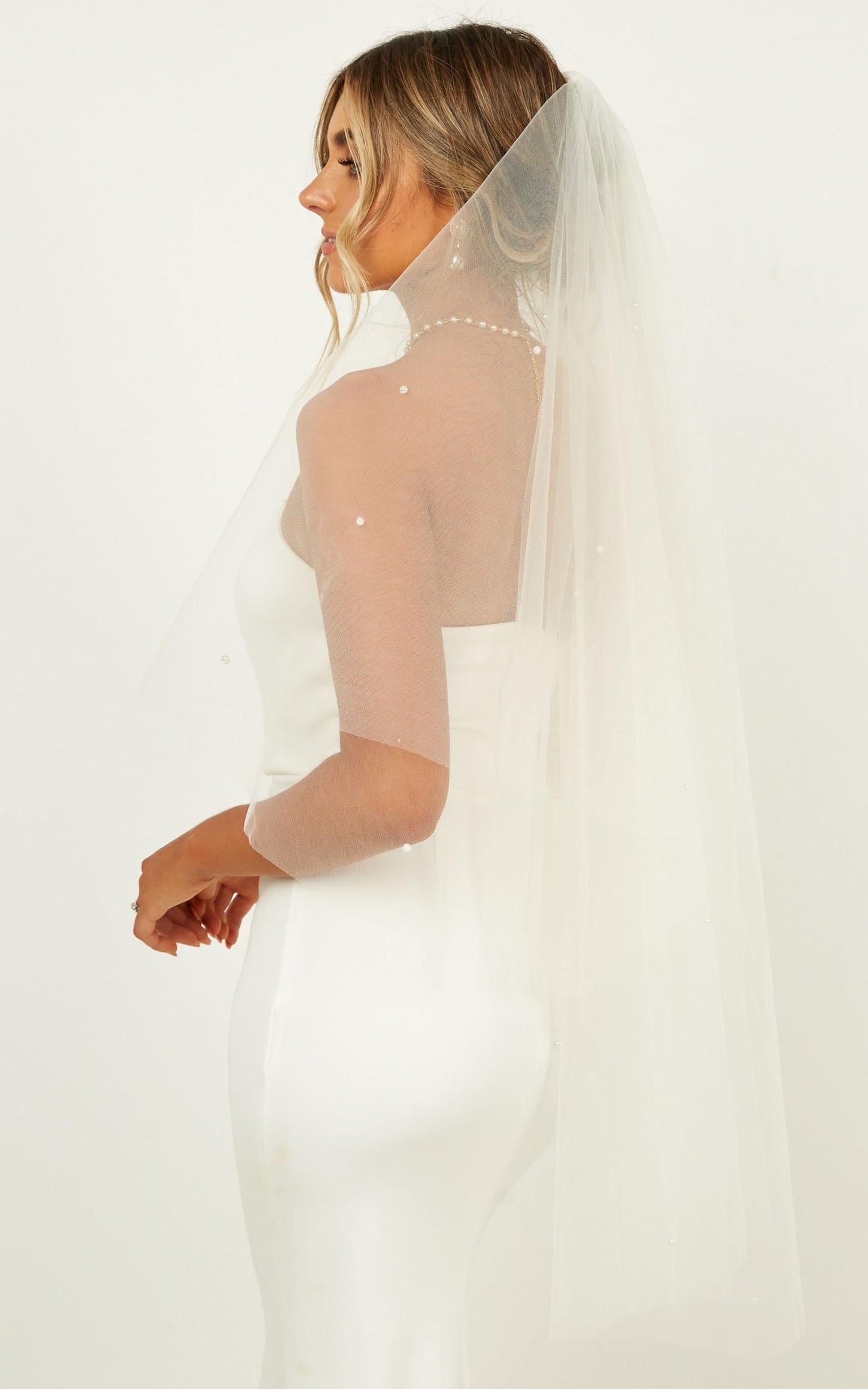 Hearts Collide Veil In White