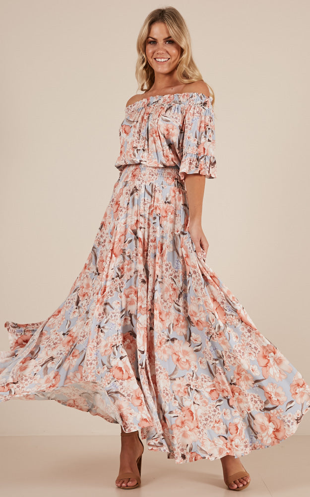 Leah Maxi Dress In Peach Floral