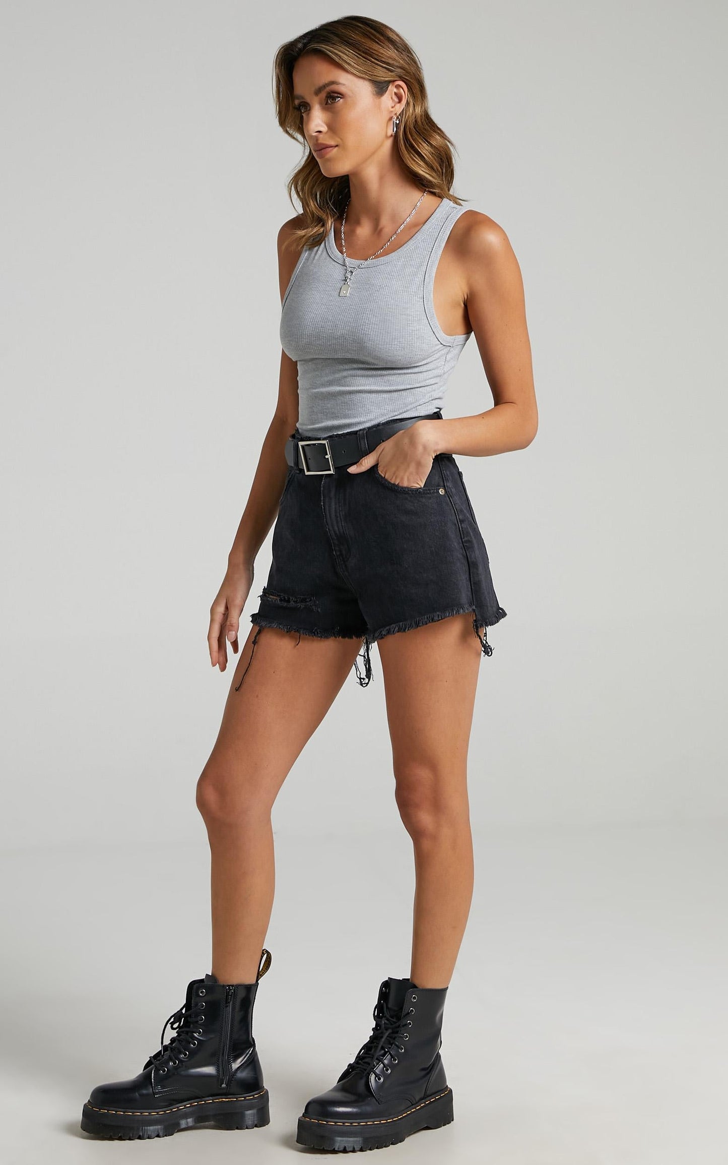 Rolla's - Dusters Denim Shorts in Layla Black