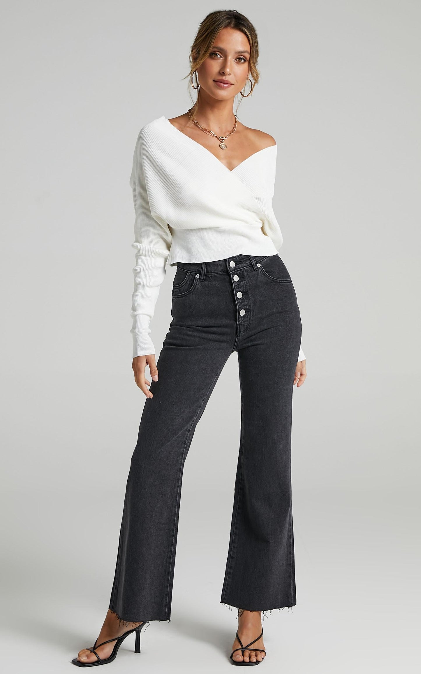 Rollas - Eastcoast Crop Flare Jean in Comfort Shadow