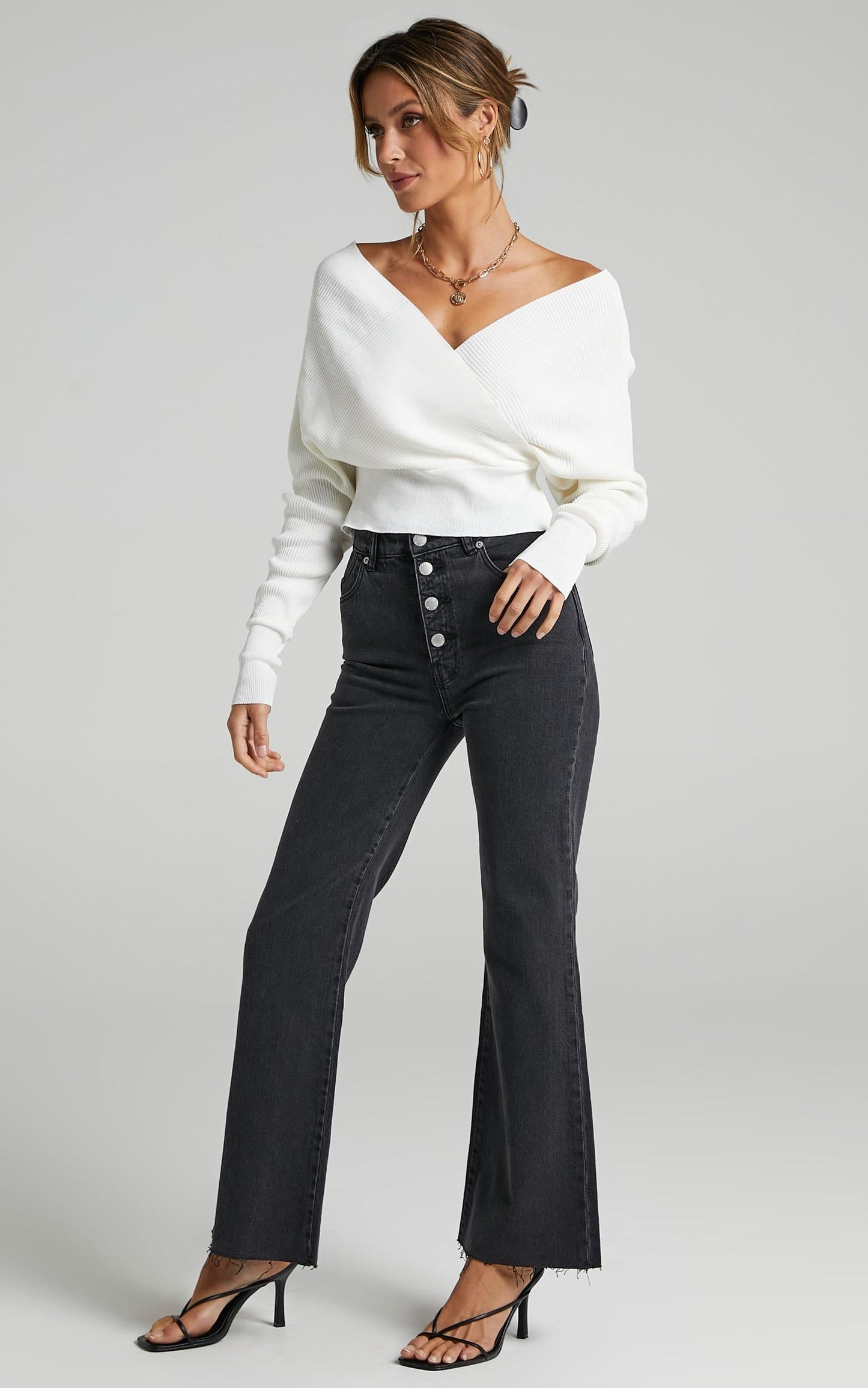Rollas - Eastcoast Crop Flare Jean in Comfort Shadow
